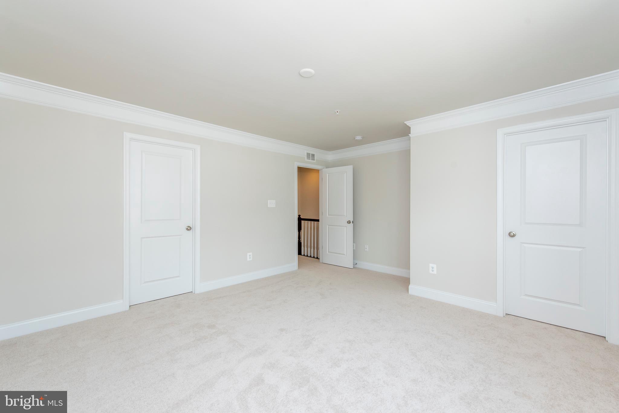 SPRING CREEK - Residential