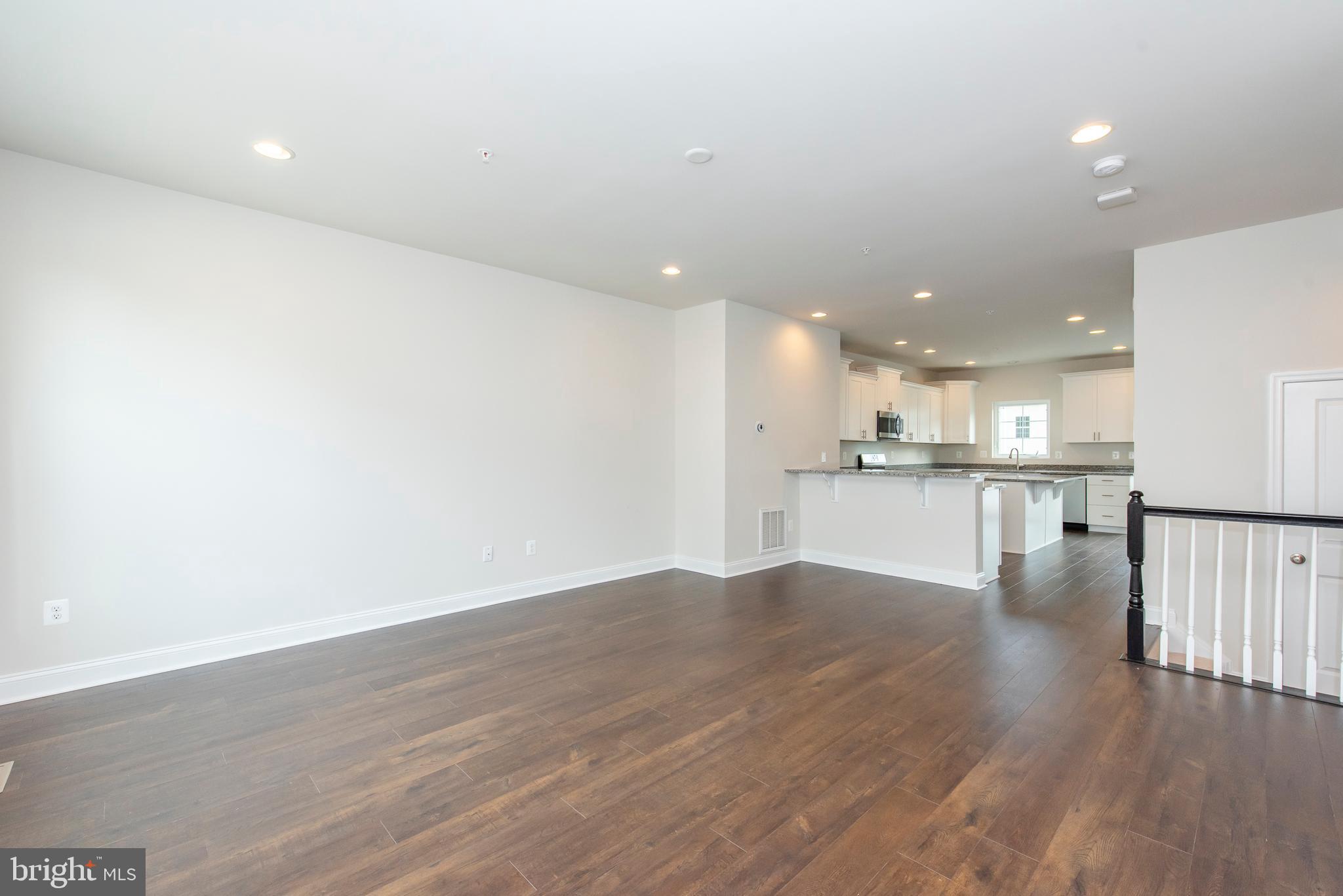 SPRING CREEK - Residential