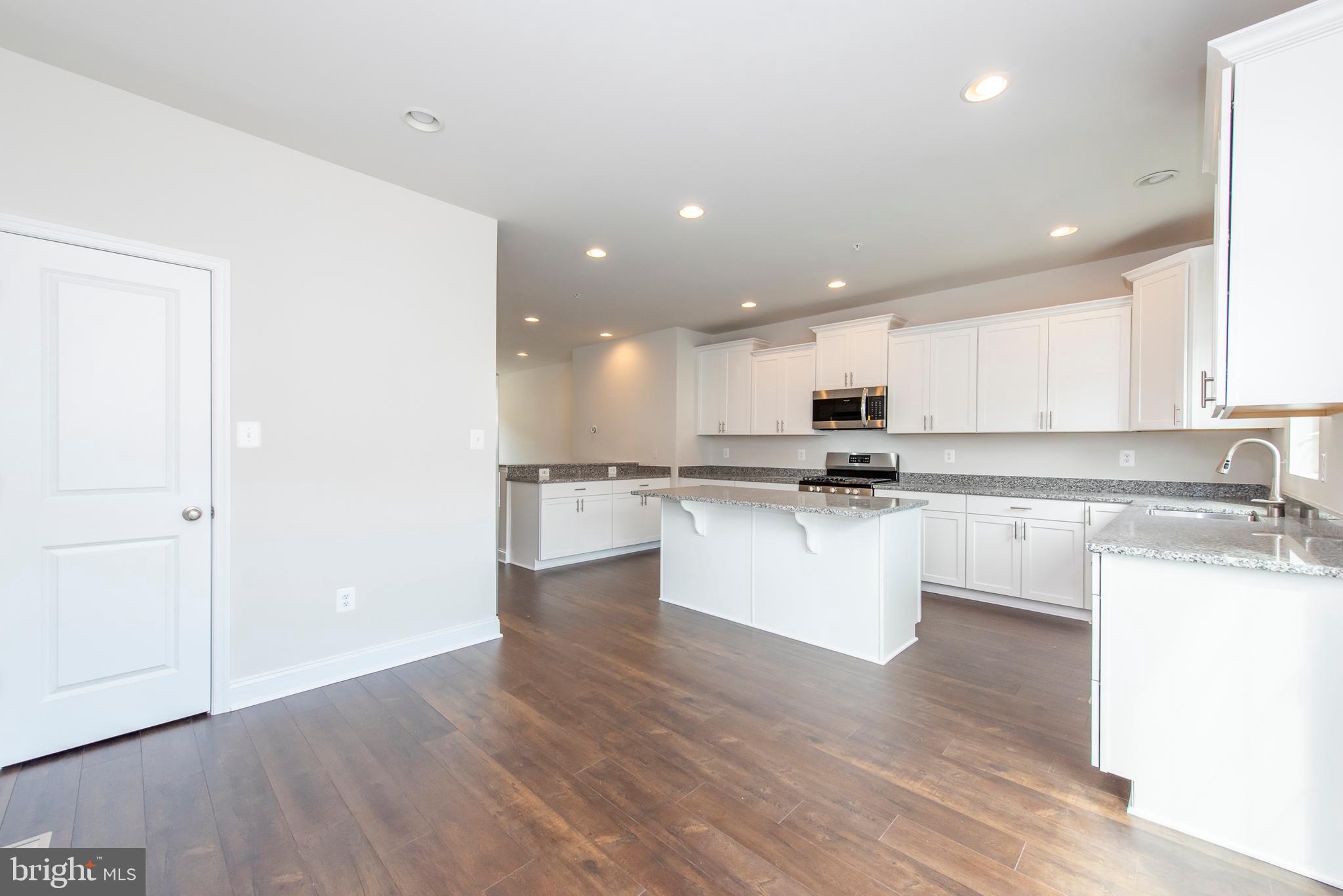SPRING CREEK - Residential