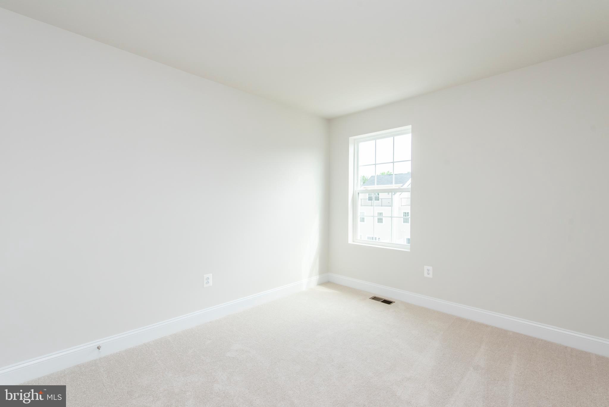 SPRING CREEK - Residential