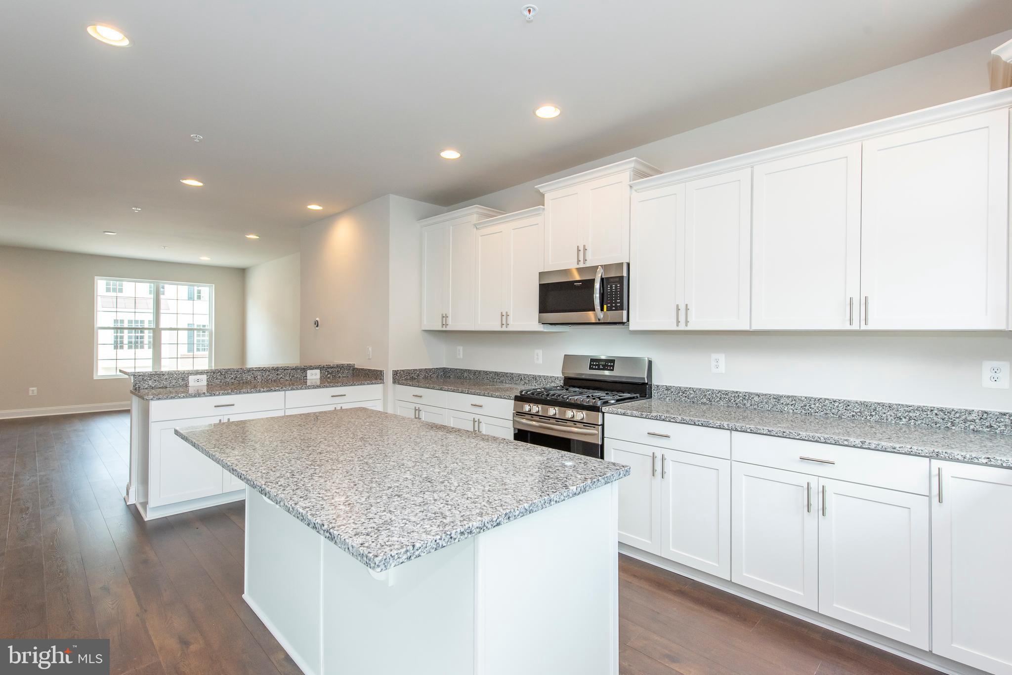 SPRING CREEK - Residential