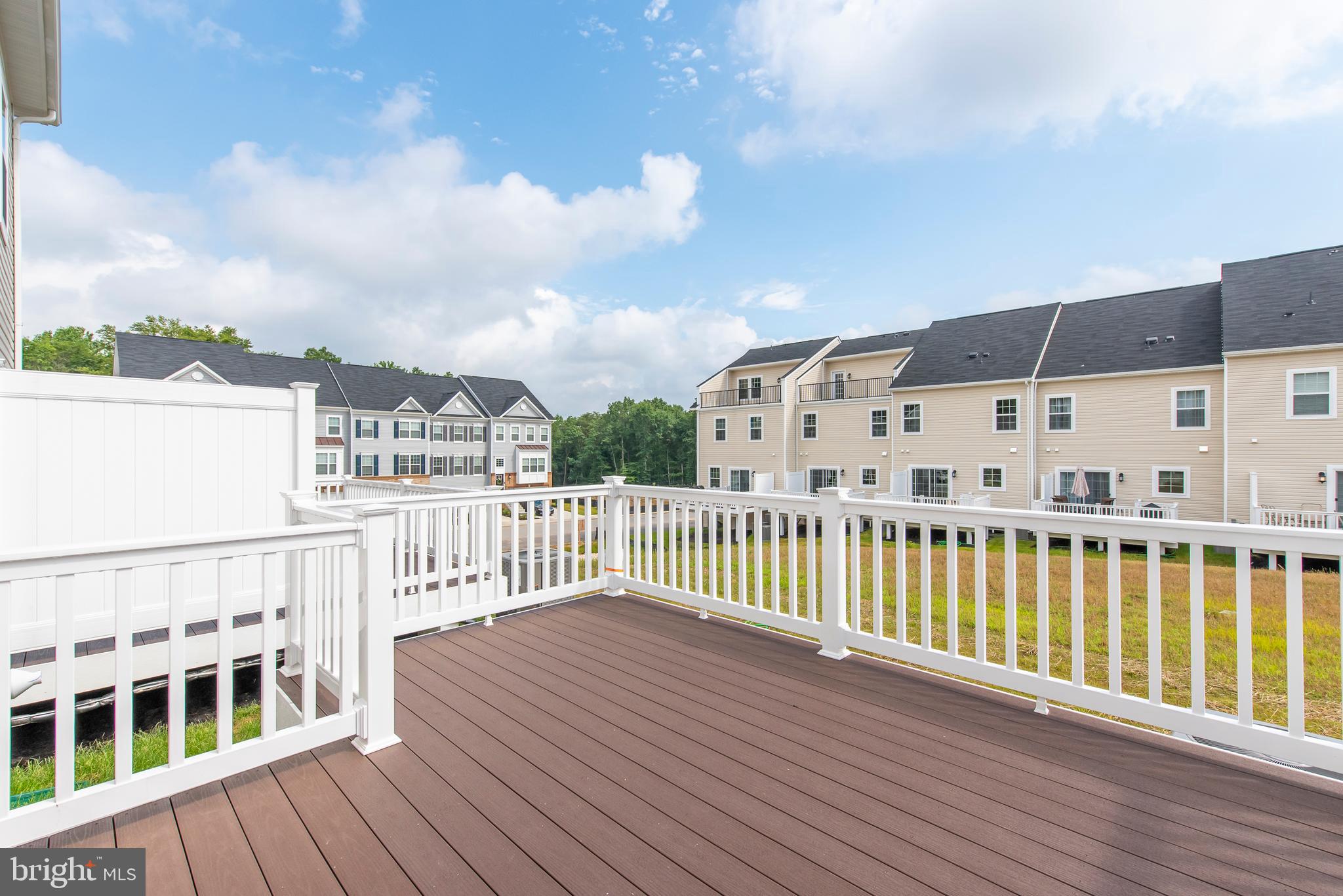 SPRING CREEK - Residential