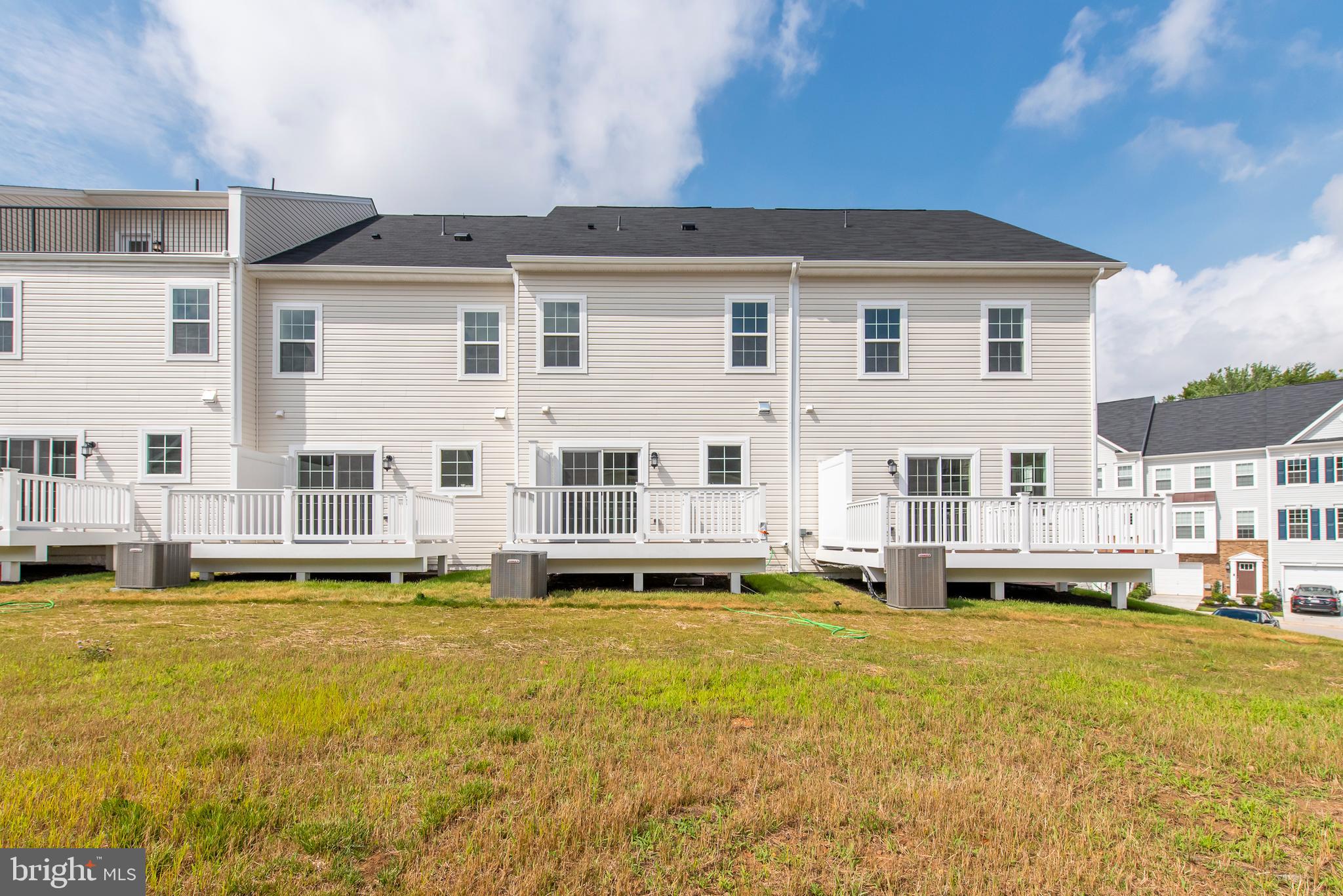 SPRING CREEK - Residential