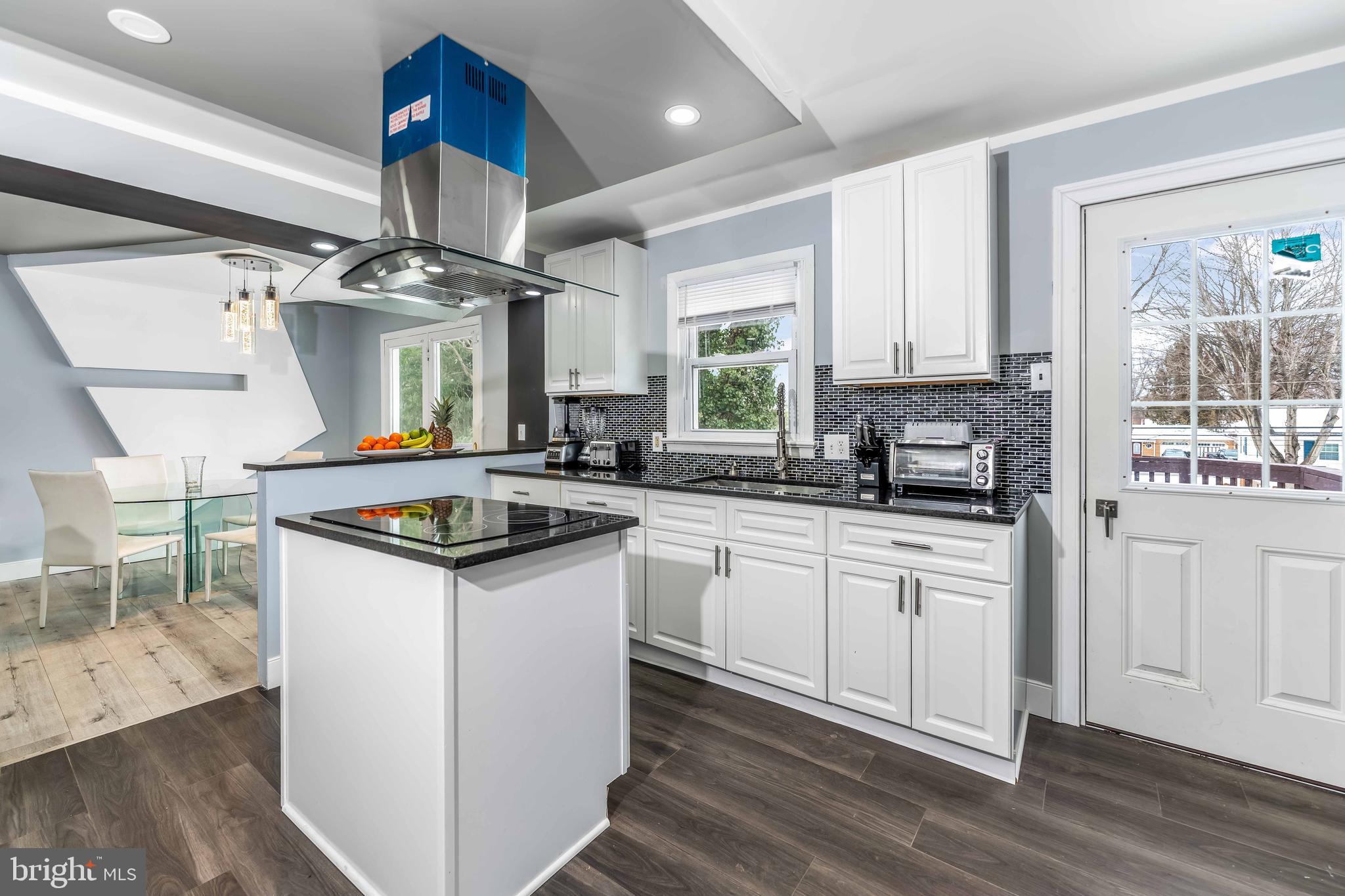 MT ALLEN HEIGHTS - Residential