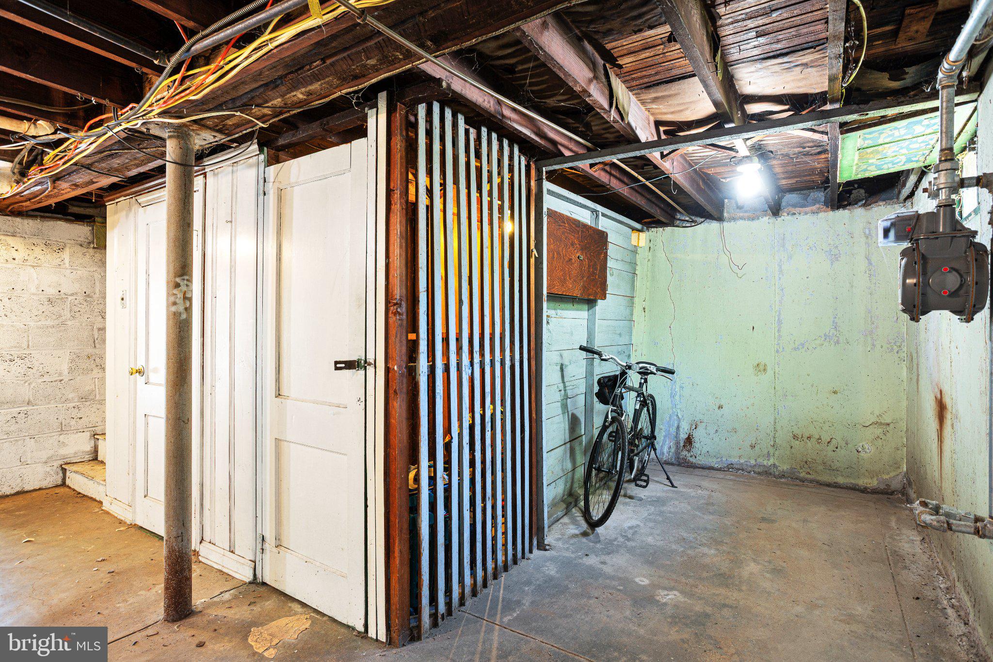 BLUE BELL HILL - Residential Income