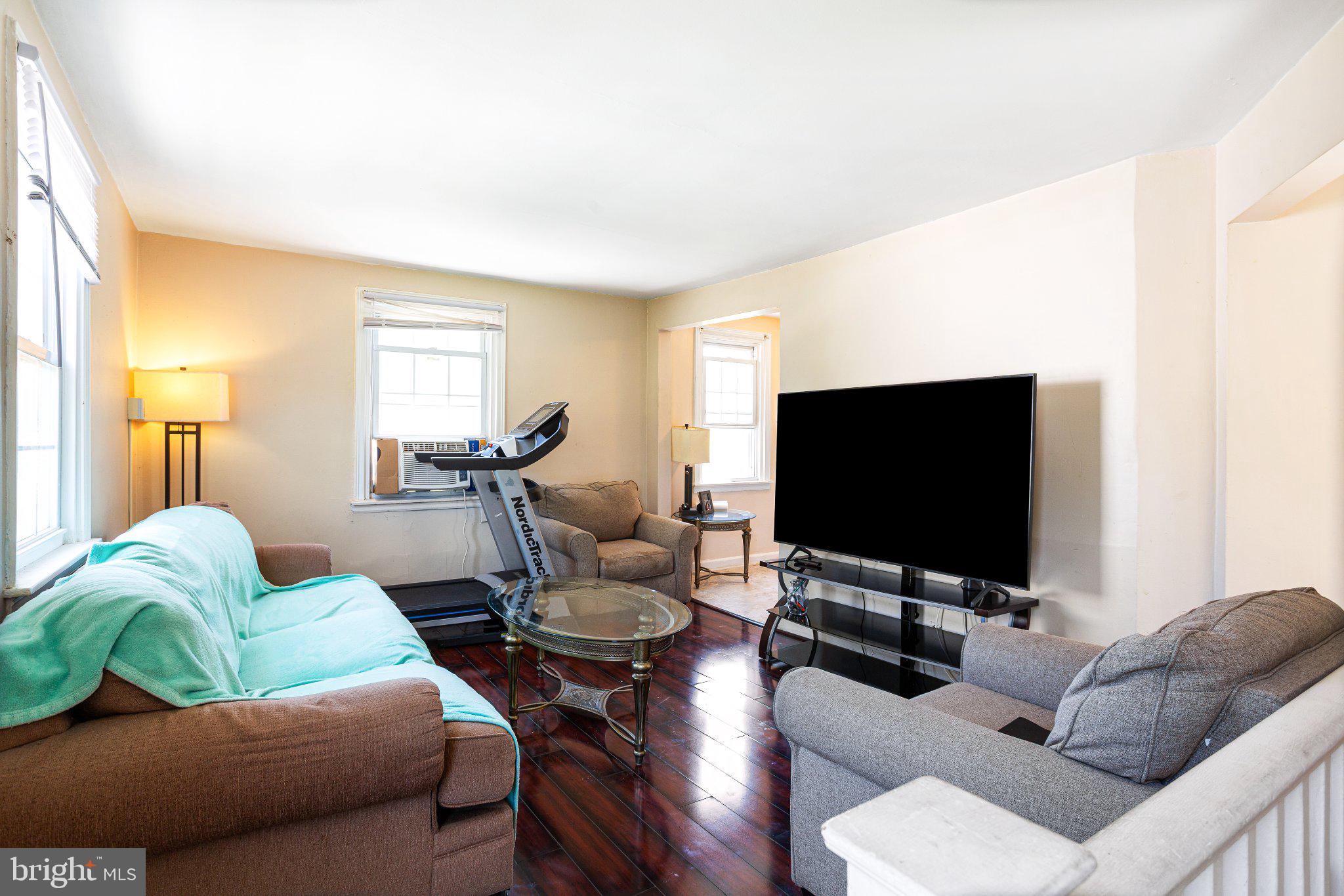 BLUE BELL HILL - Residential Income