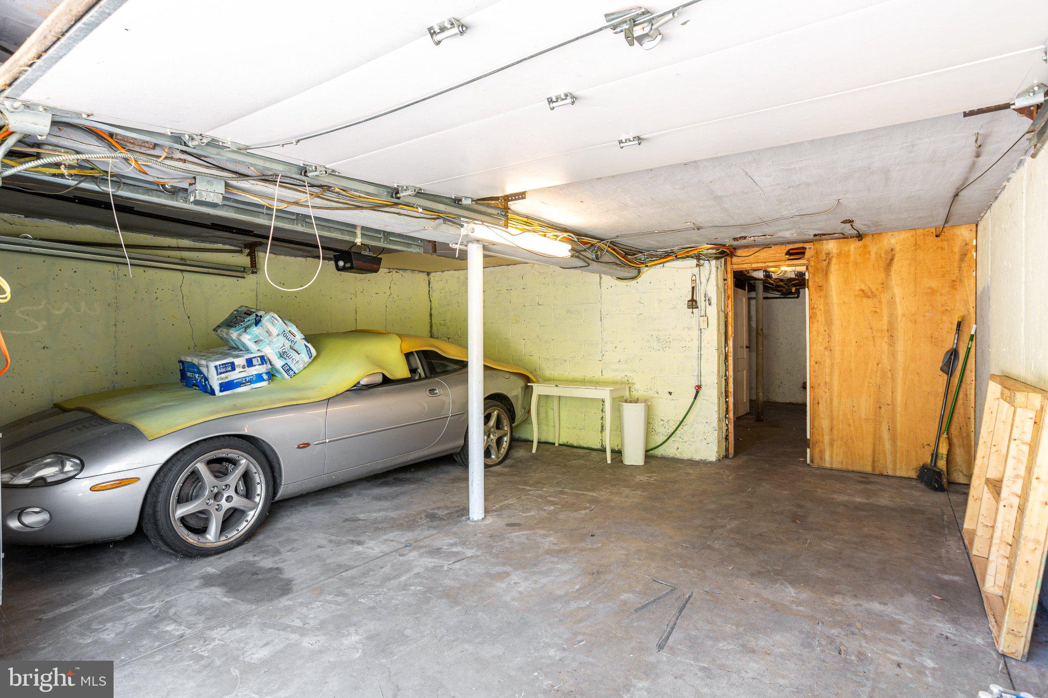 BLUE BELL HILL - Residential Income
