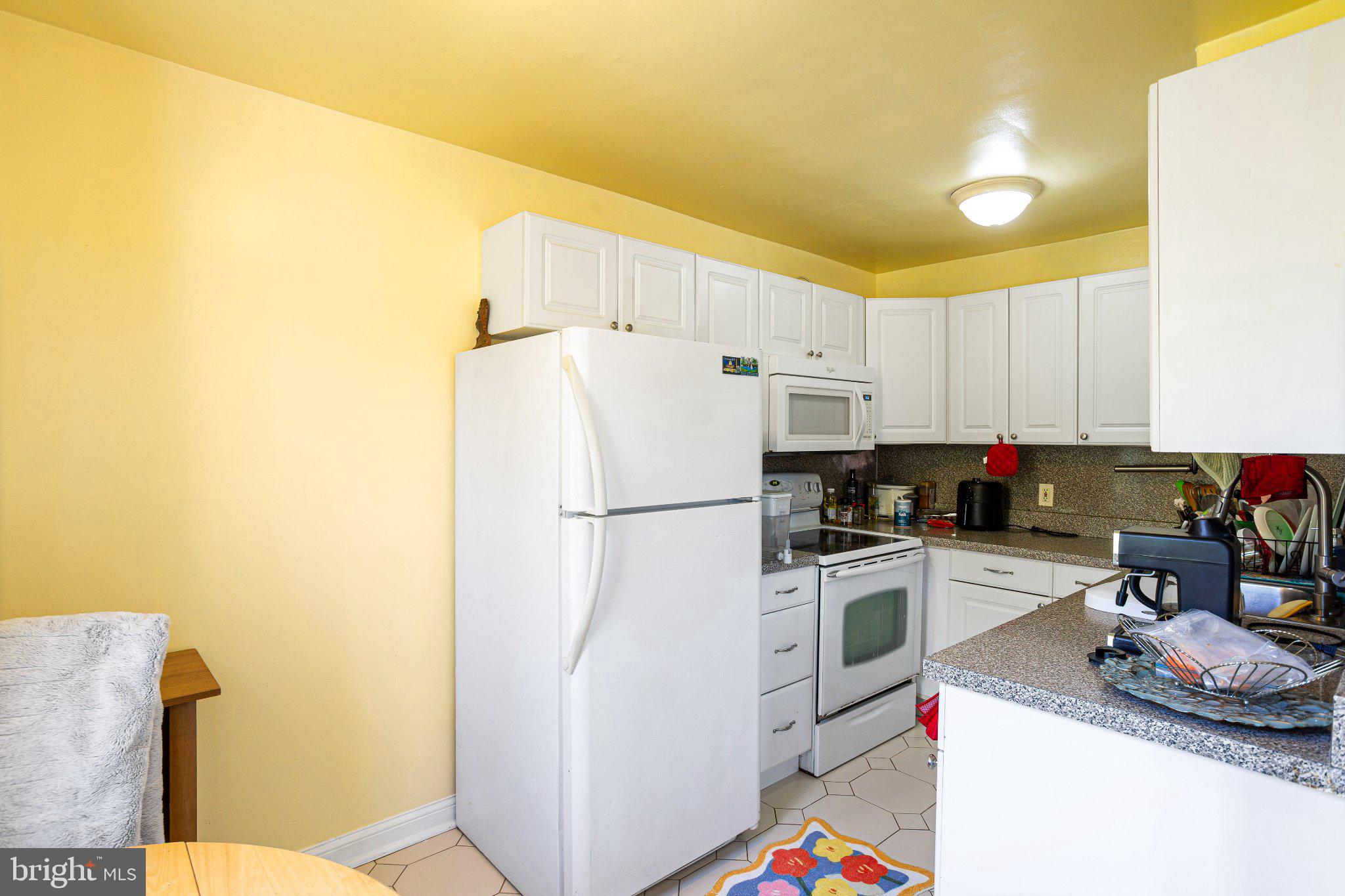 BLUE BELL HILL - Residential Income