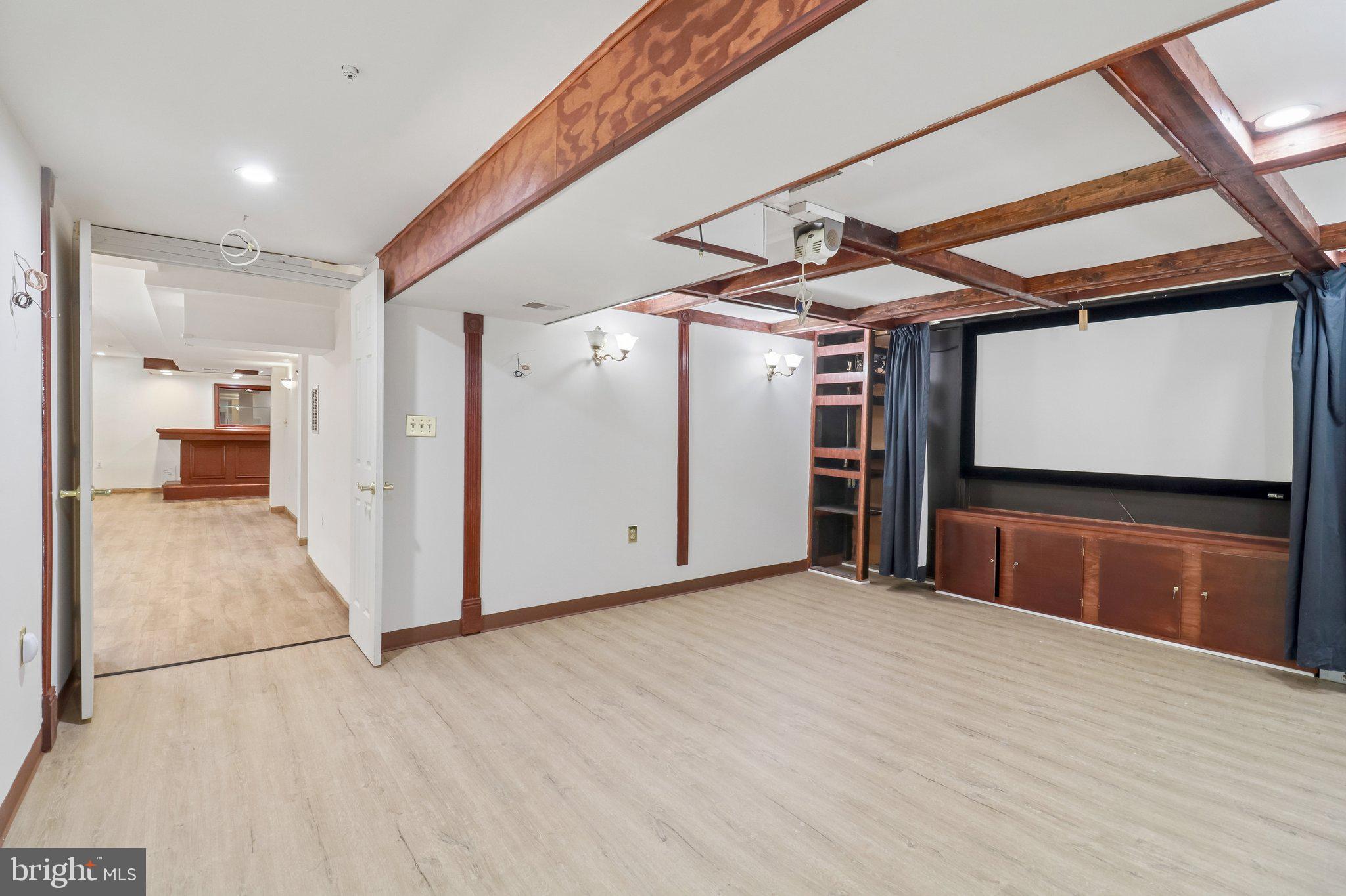 THORNWOOD KNOLL-PLAT 4> - Residential