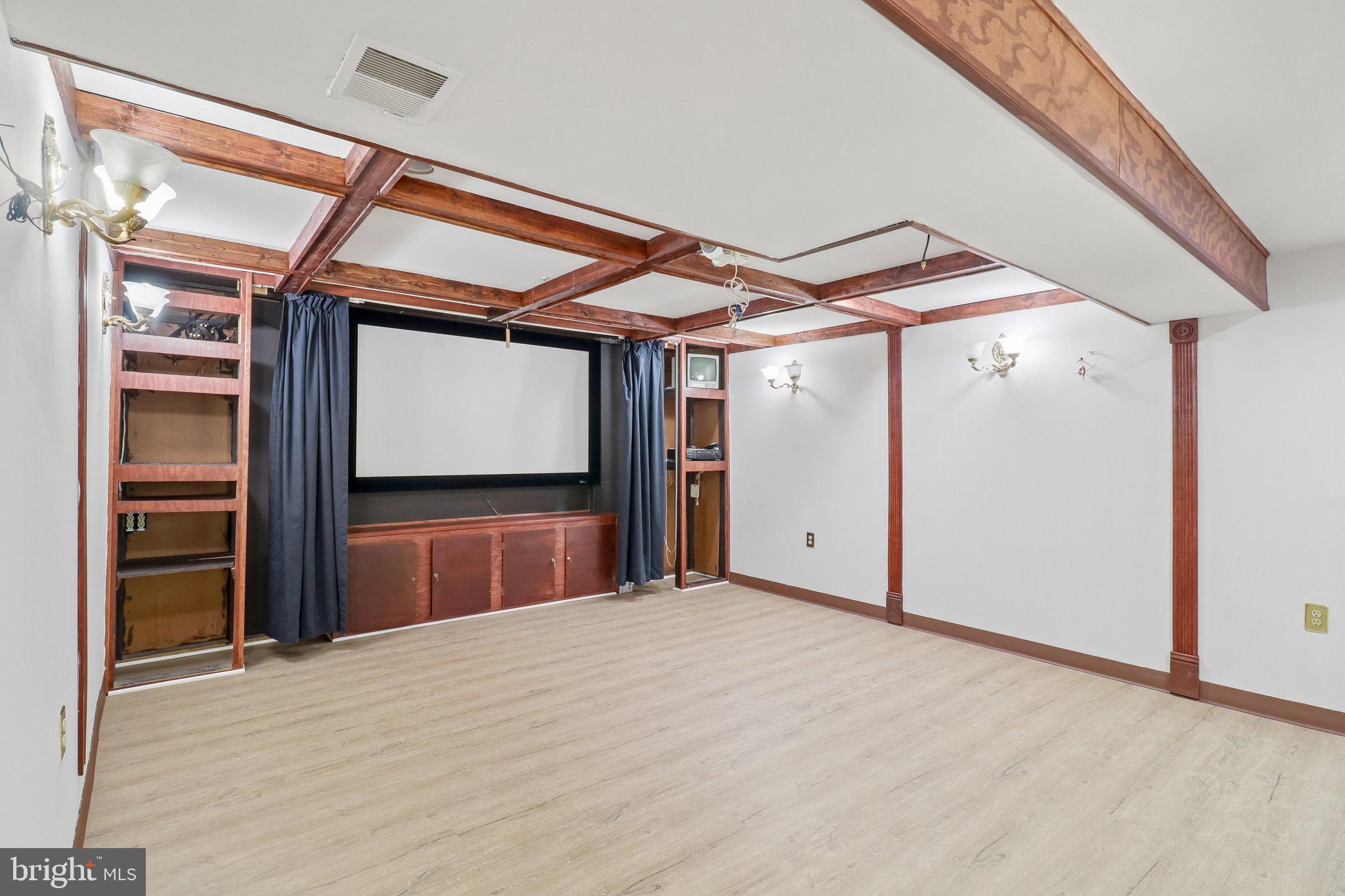 THORNWOOD KNOLL-PLAT 4> - Residential