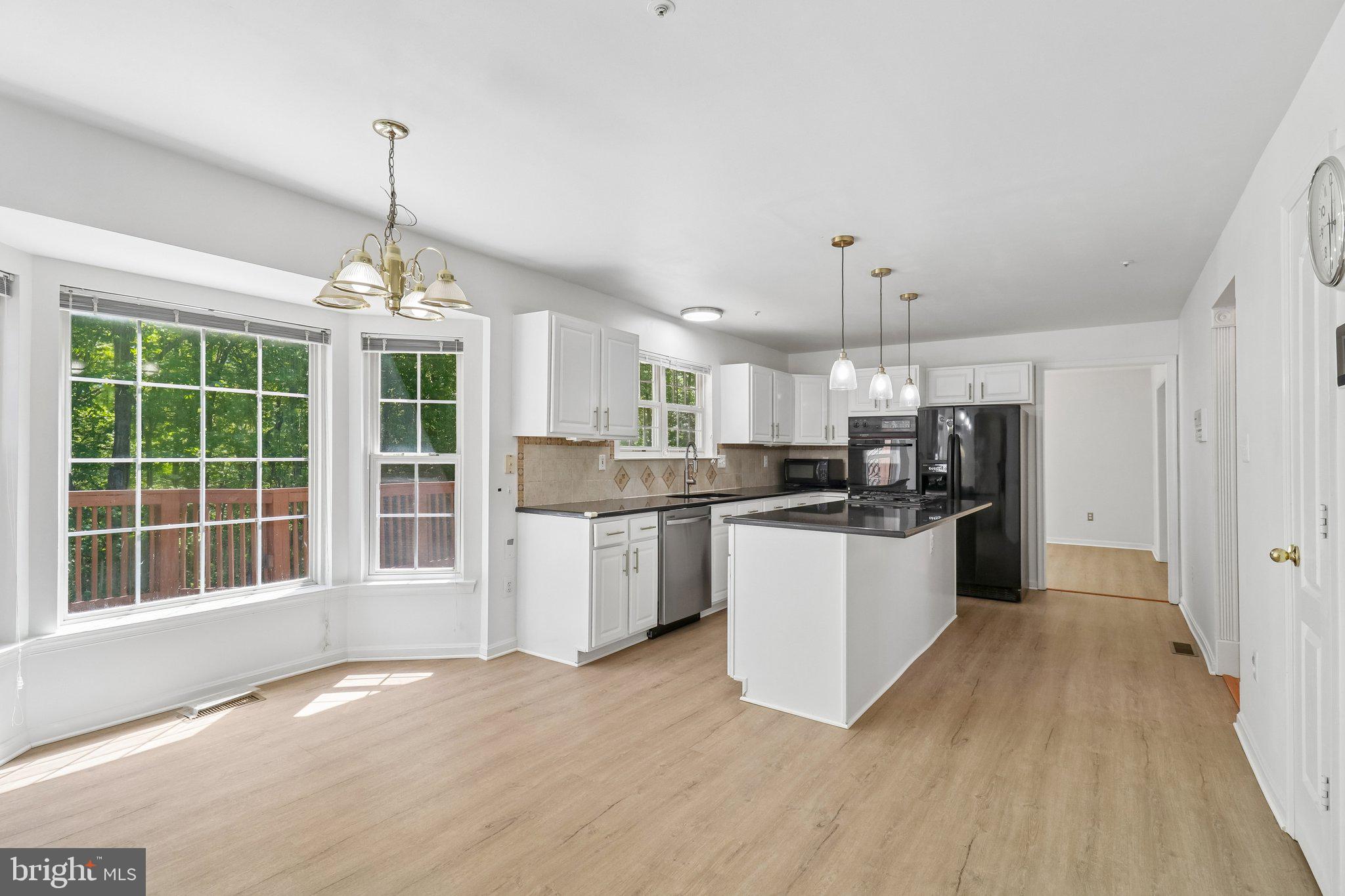 THORNWOOD KNOLL-PLAT 4> - Residential