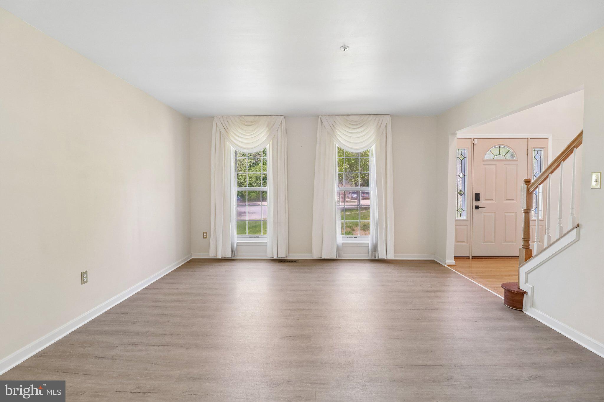 THORNWOOD KNOLL-PLAT 4> - Residential