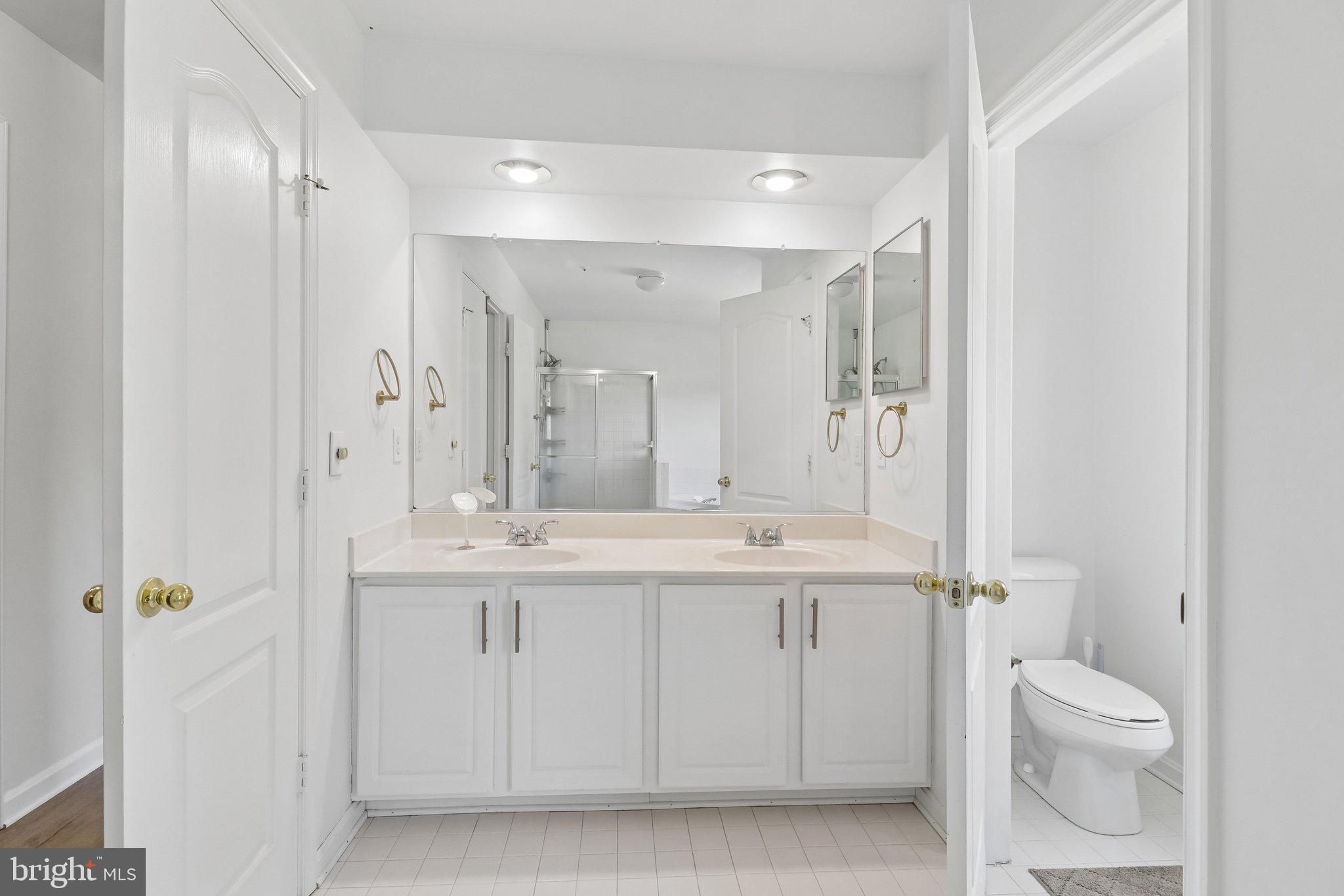 THORNWOOD KNOLL-PLAT 4> - Residential