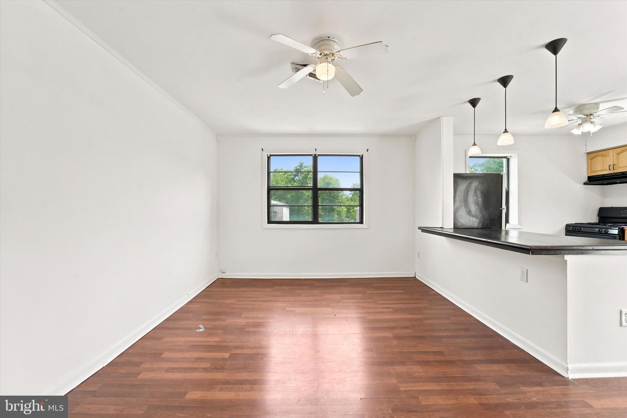 LANSDALE - Residential