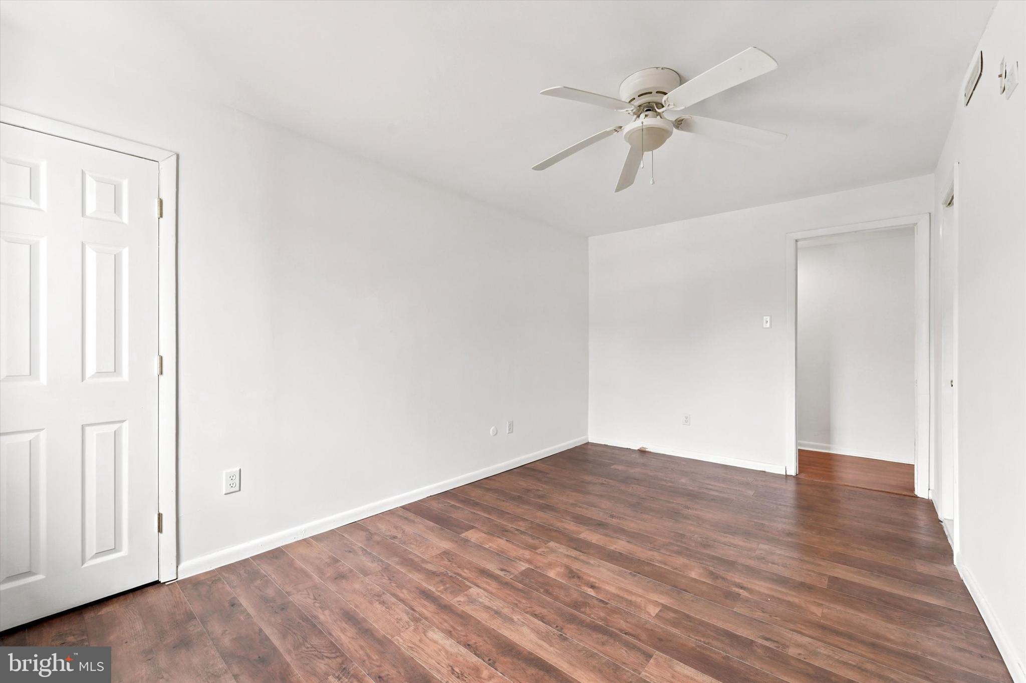 LANSDALE - Residential