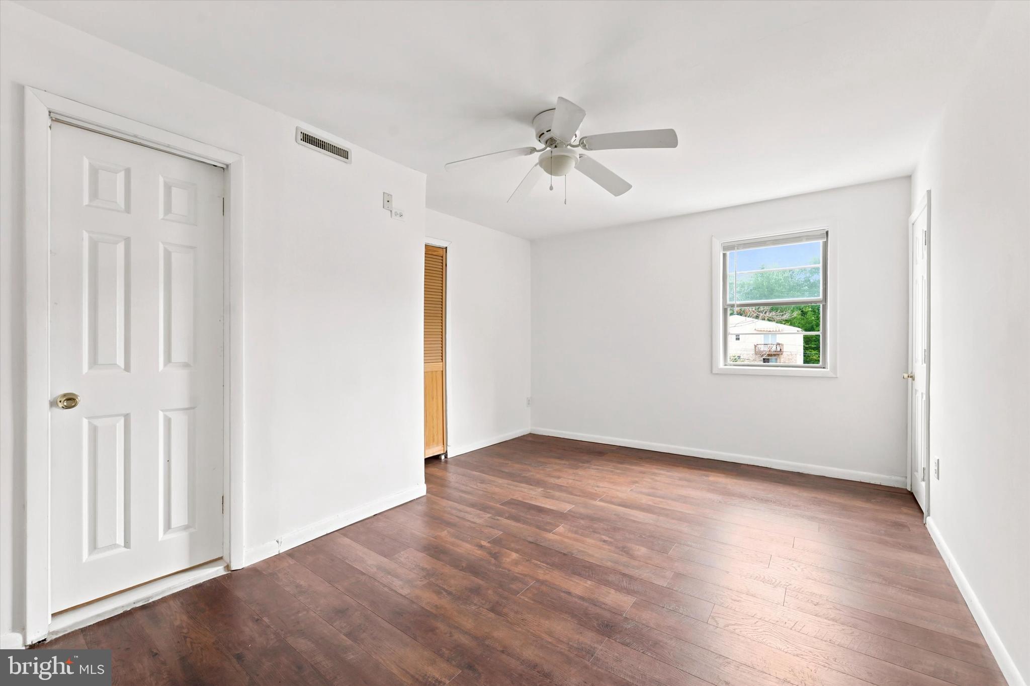 LANSDALE - Residential