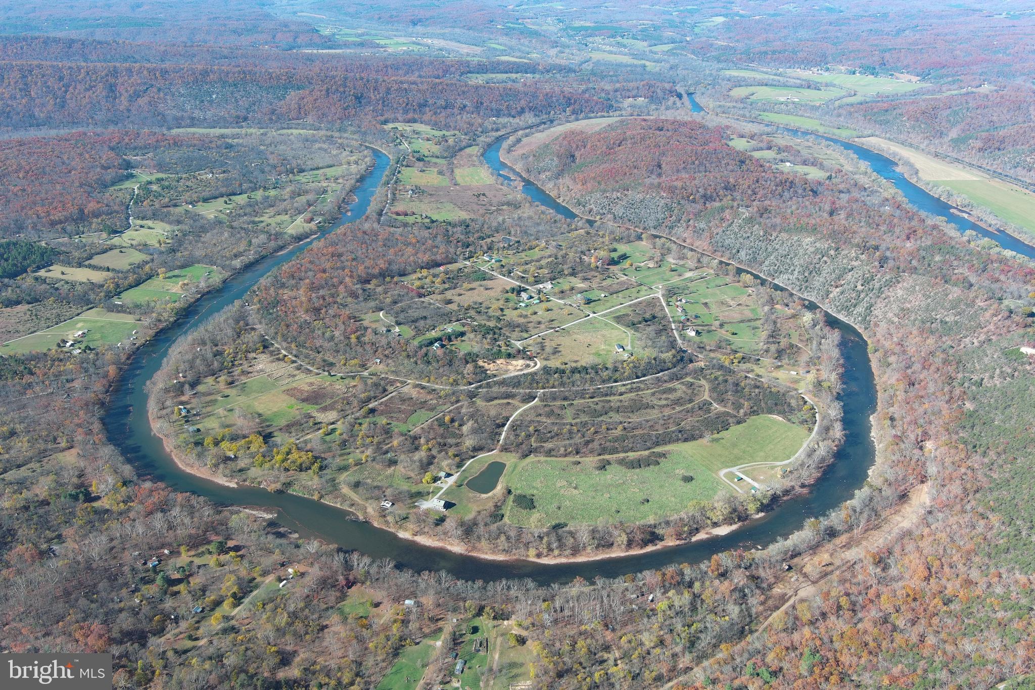FRENCHS NECK EAST - Land