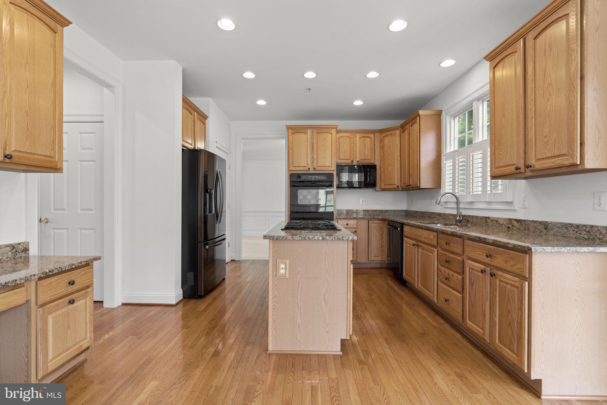 RETREAT AT LIBERTY MILL - Residential