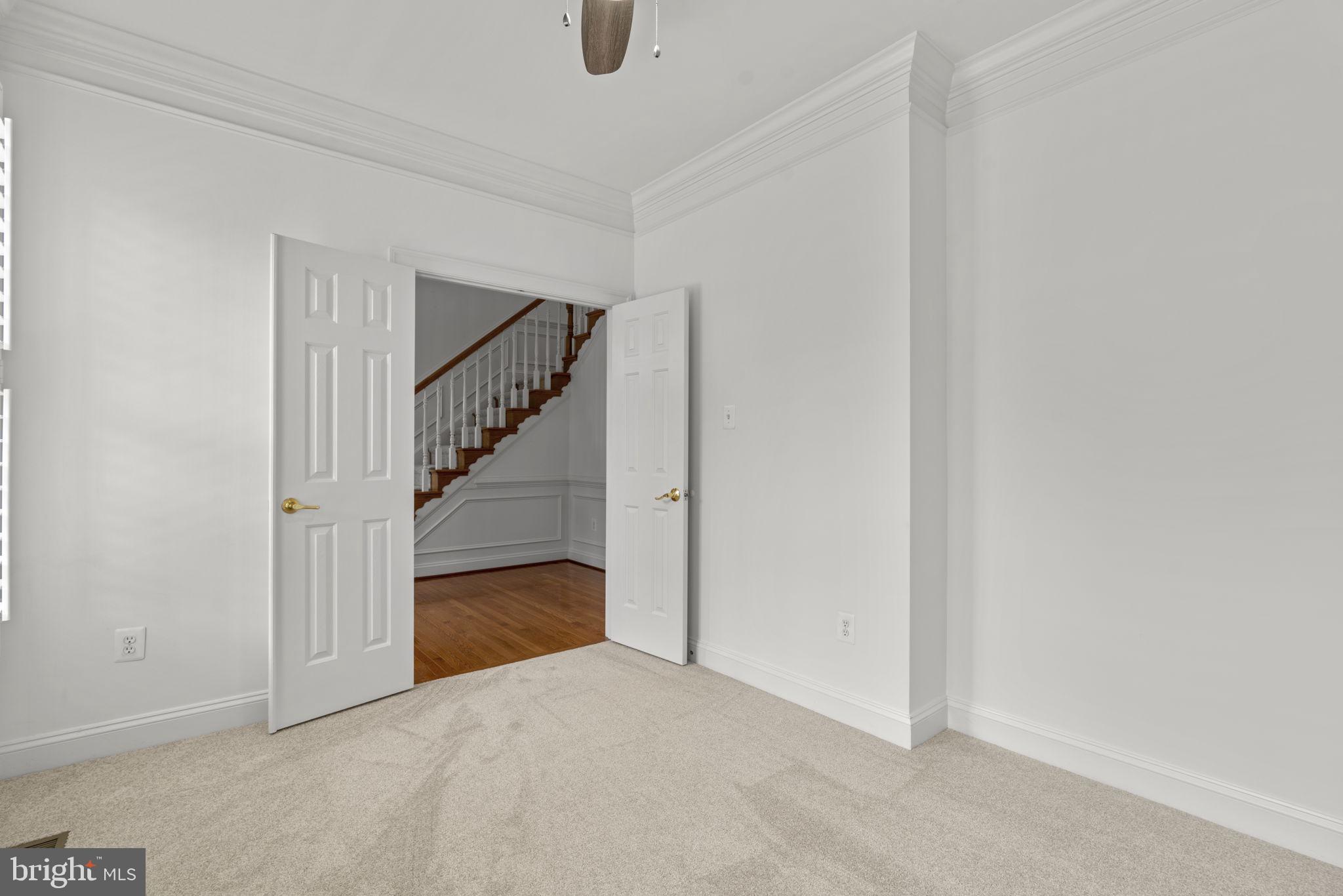 RETREAT AT LIBERTY MILL - Residential