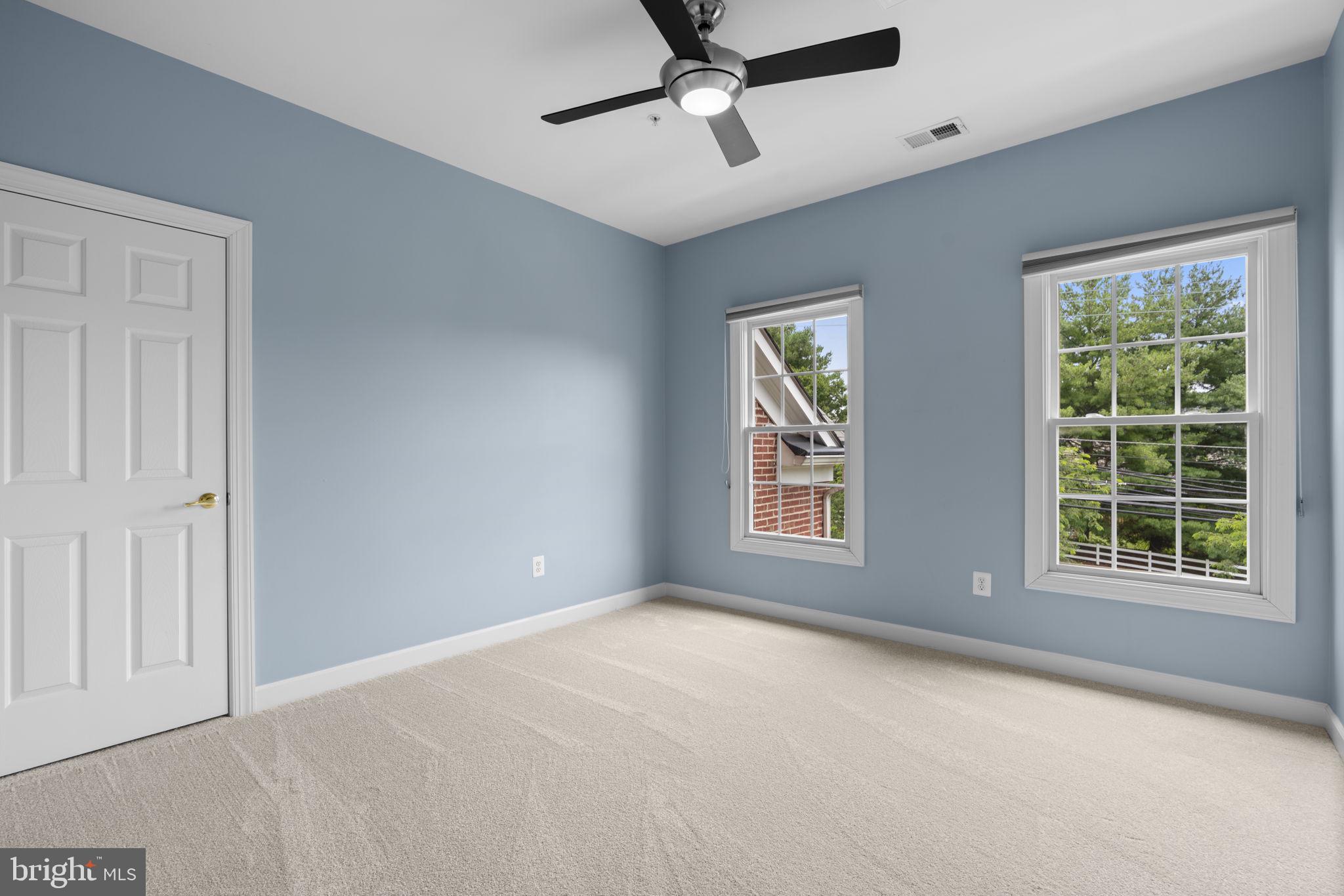 RETREAT AT LIBERTY MILL - Residential