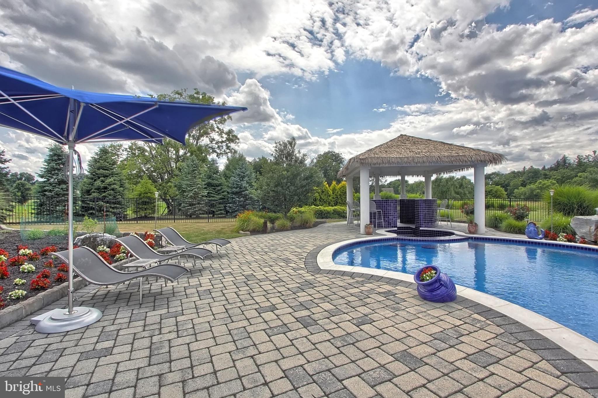 GREYSTONE - Residential