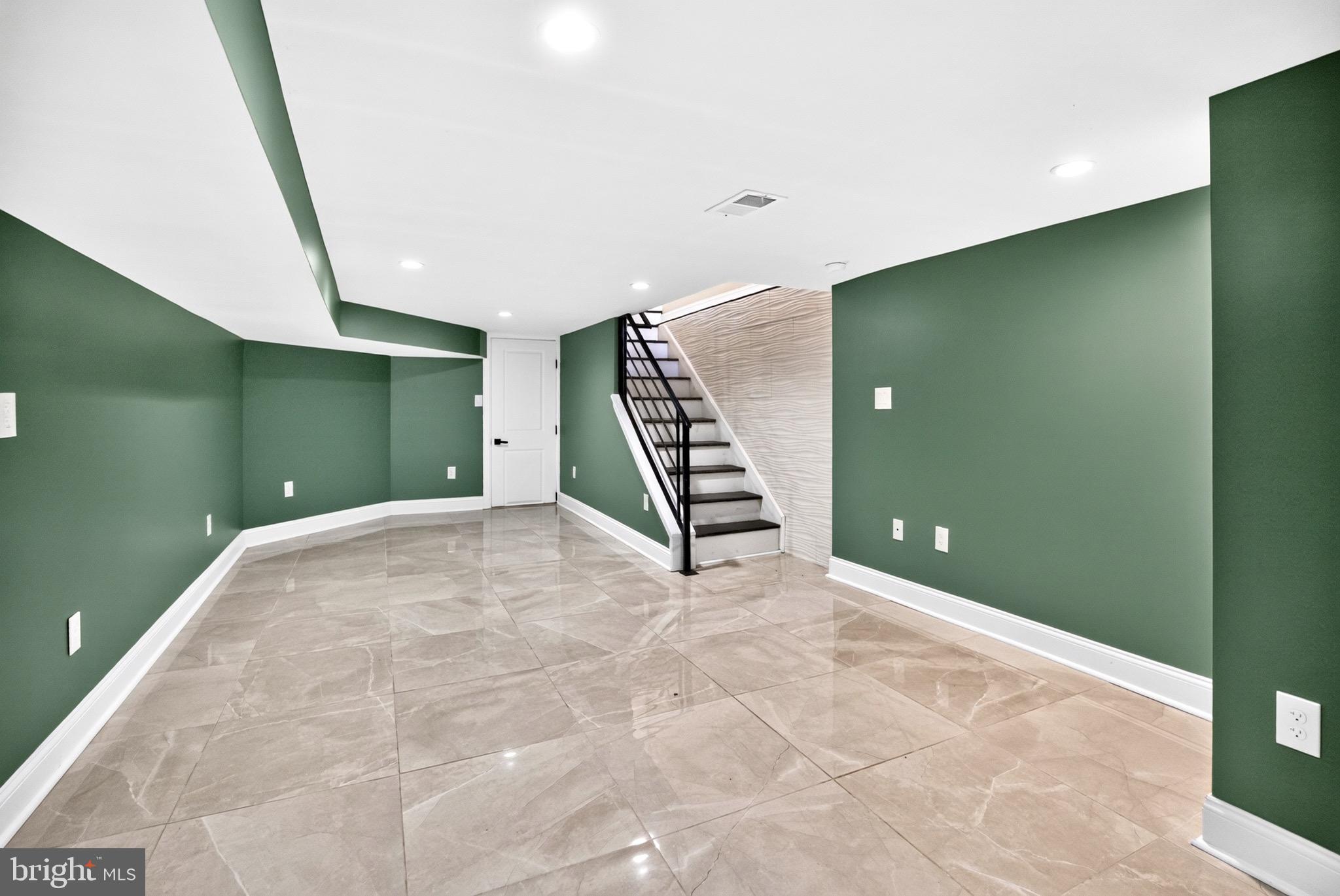 ALLEGHENY WEST - Residential