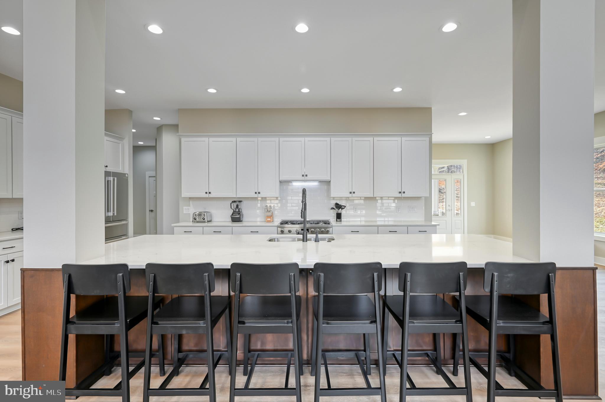 MILL RUN - Residential