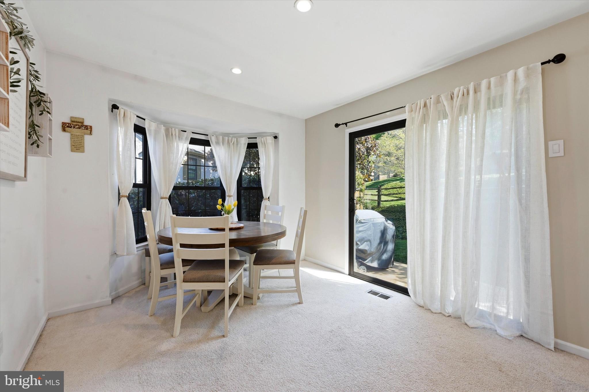 WILLISTOWN WOODS - Residential