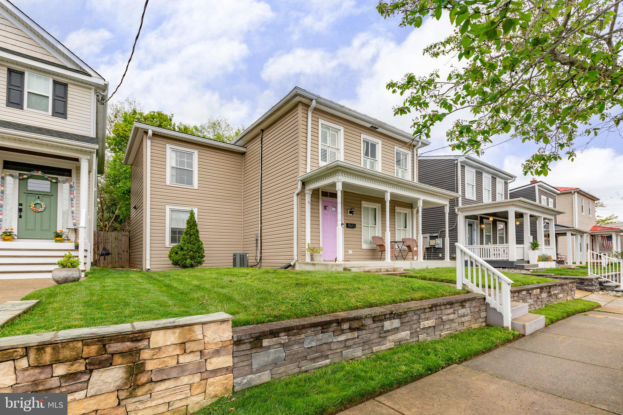 DOWNTOWN FREDERICKSBURG - Residential