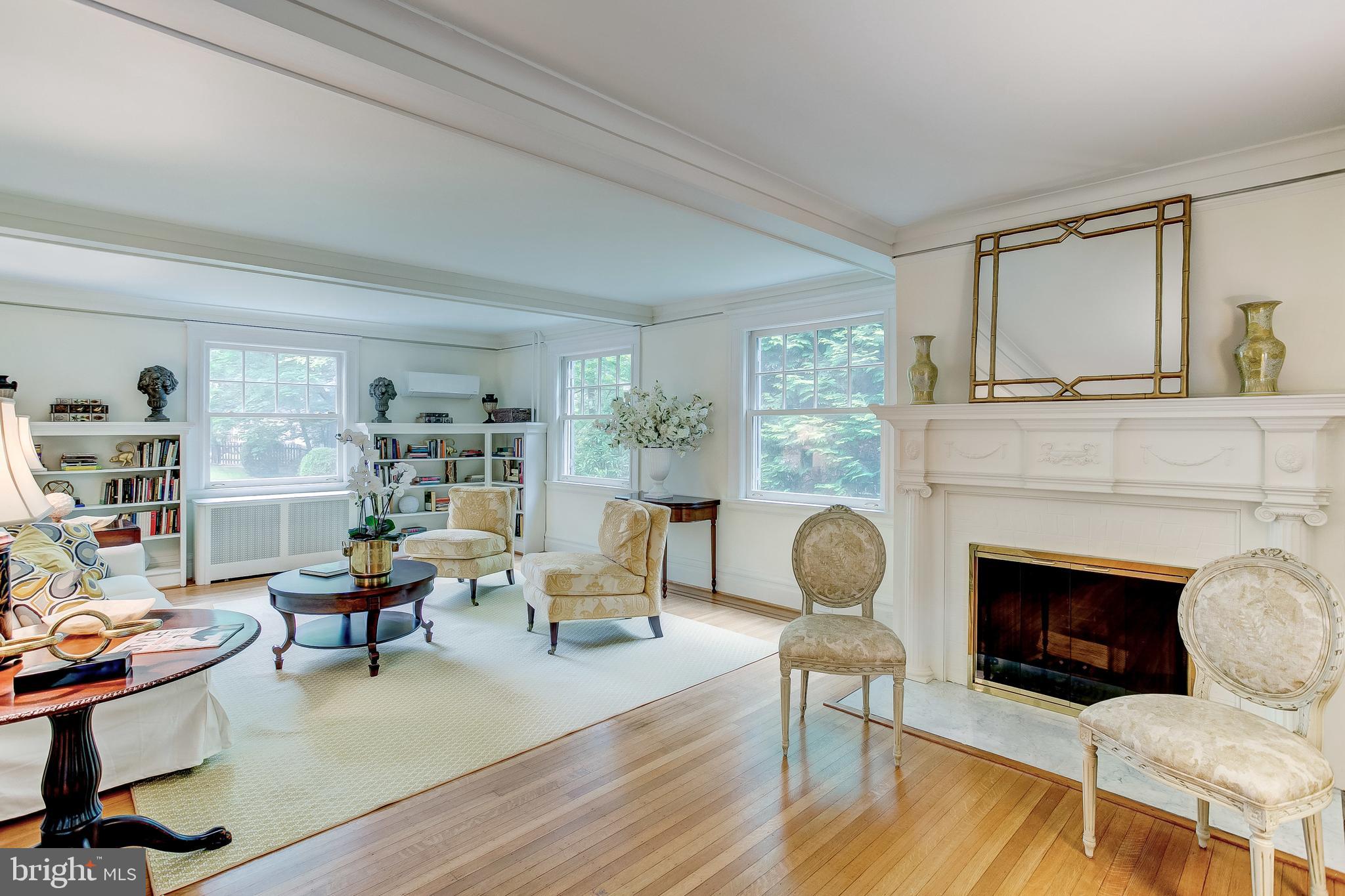 ROLAND PARK - Residential