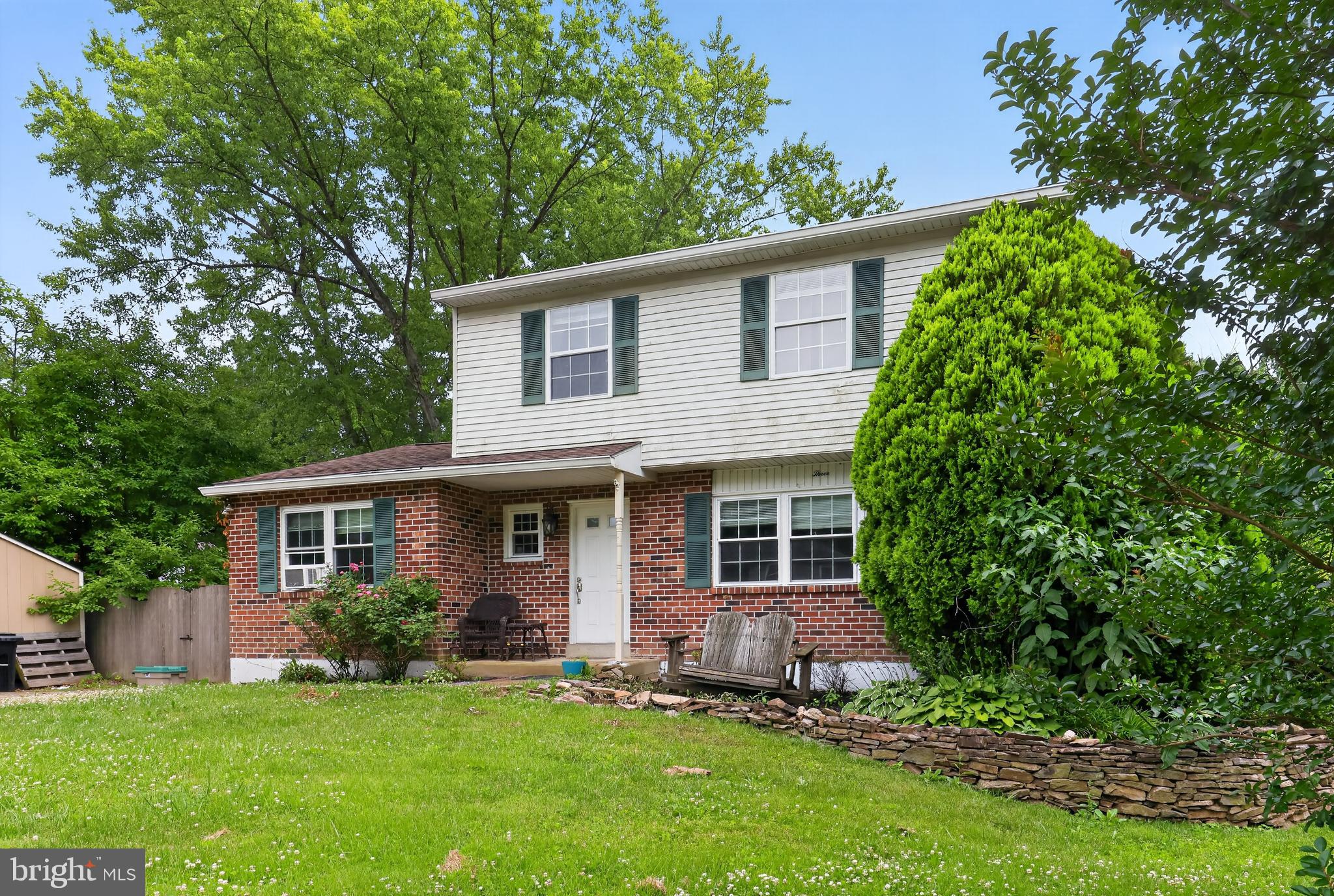 PIERMONT WOODS - Residential