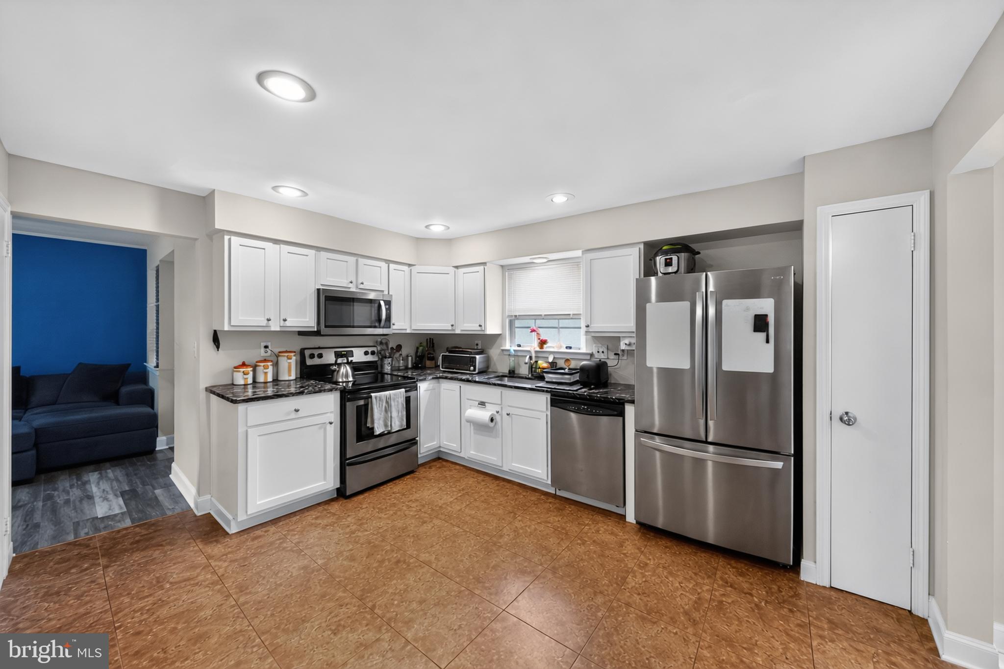 PIERMONT WOODS - Residential