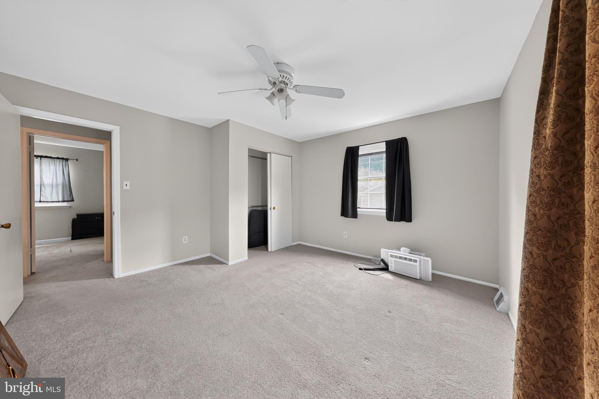 PIERMONT WOODS - Residential