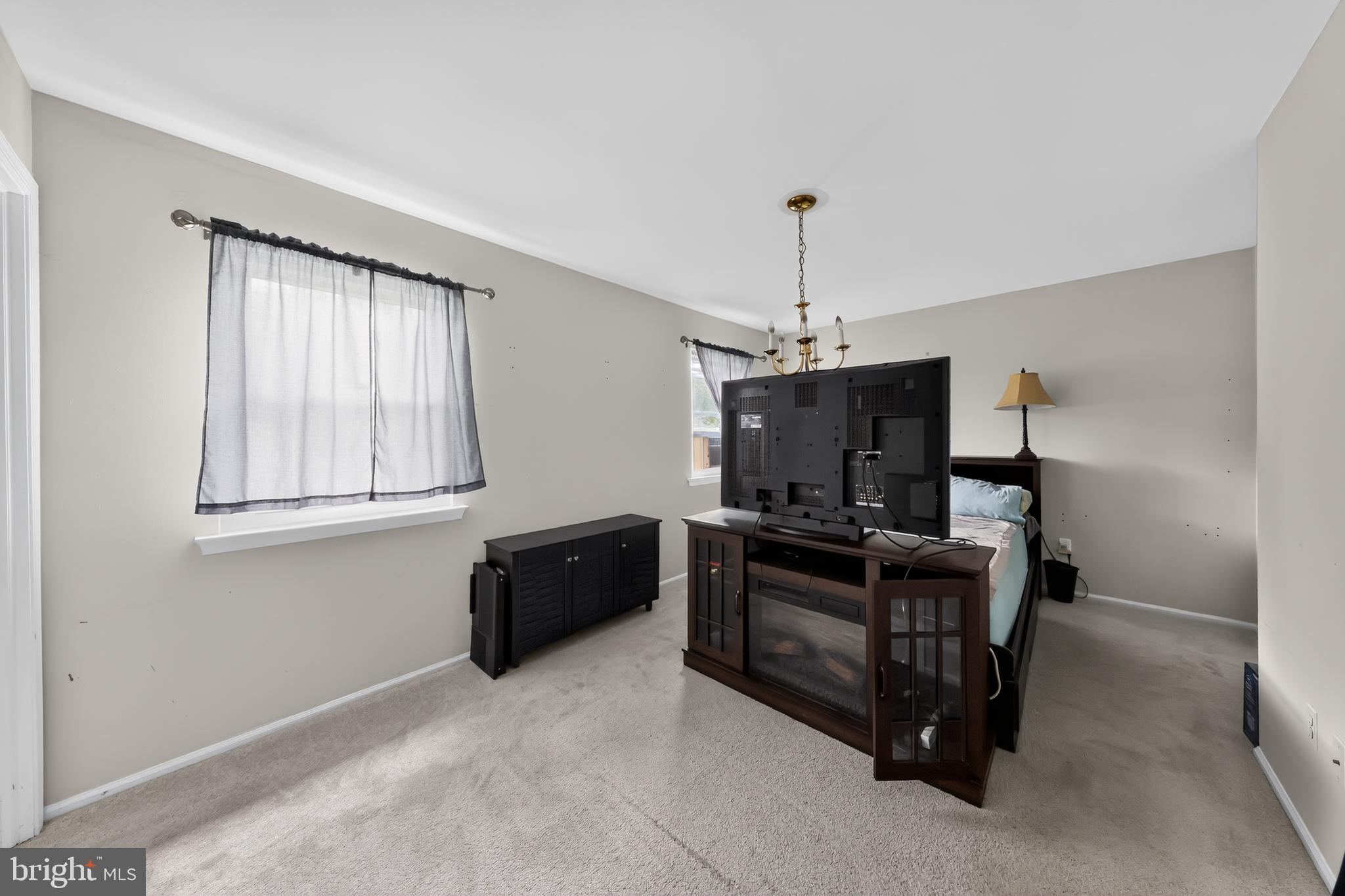 PIERMONT WOODS - Residential