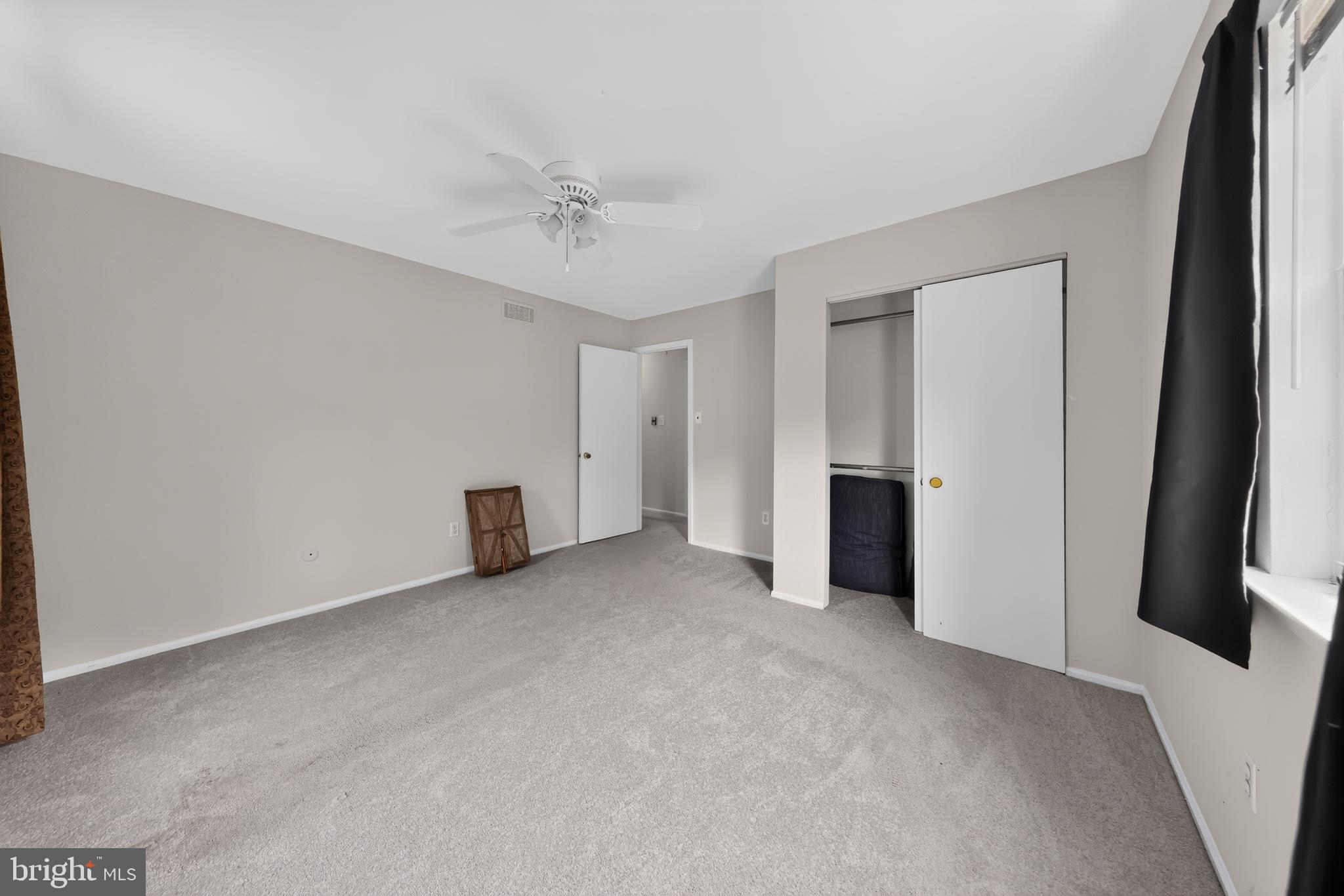 PIERMONT WOODS - Residential
