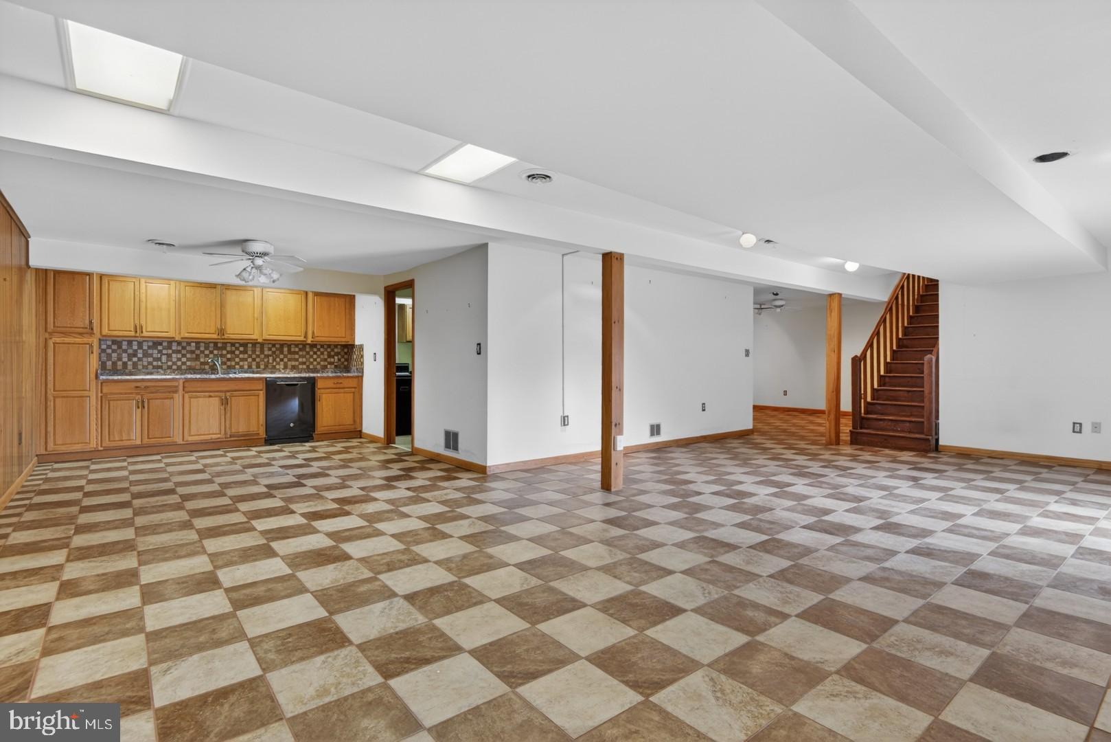 INDIAN CREEK - Residential