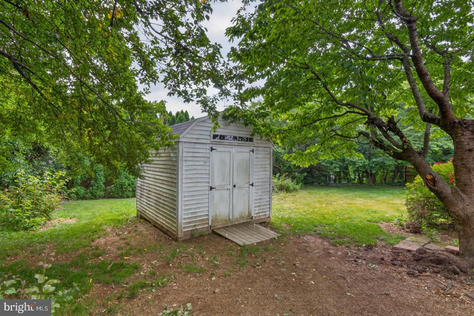 INDIAN CREEK - Residential