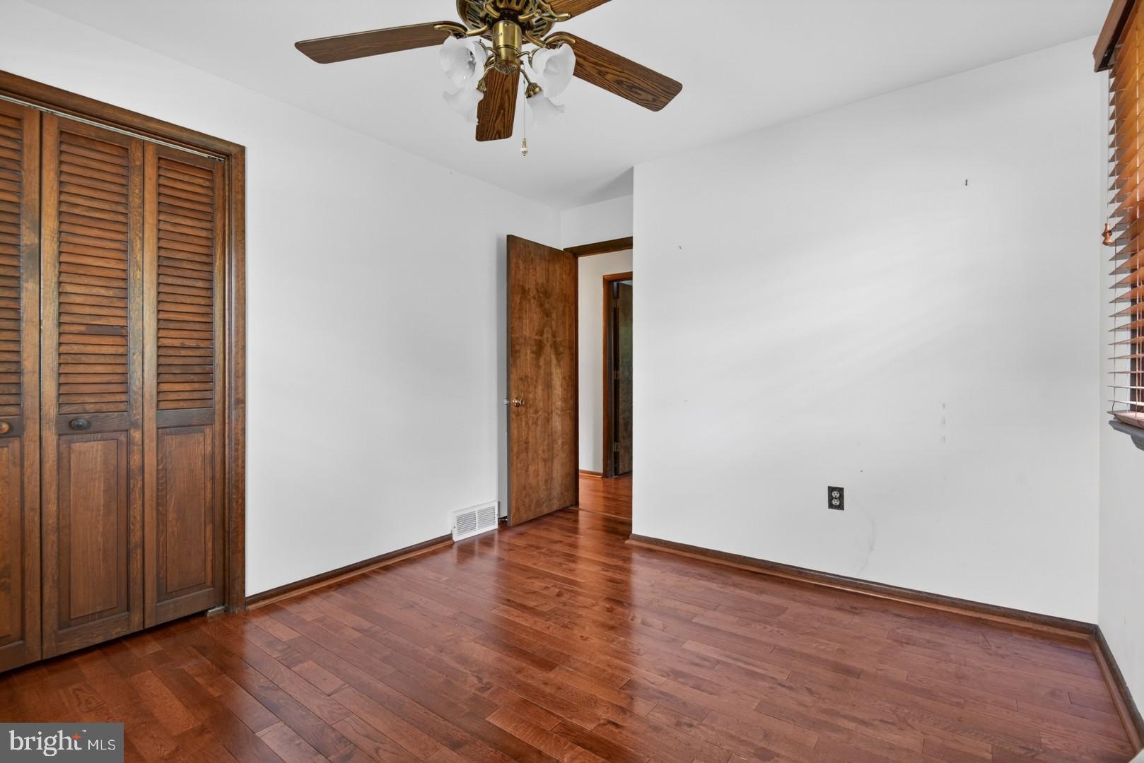 INDIAN CREEK - Residential