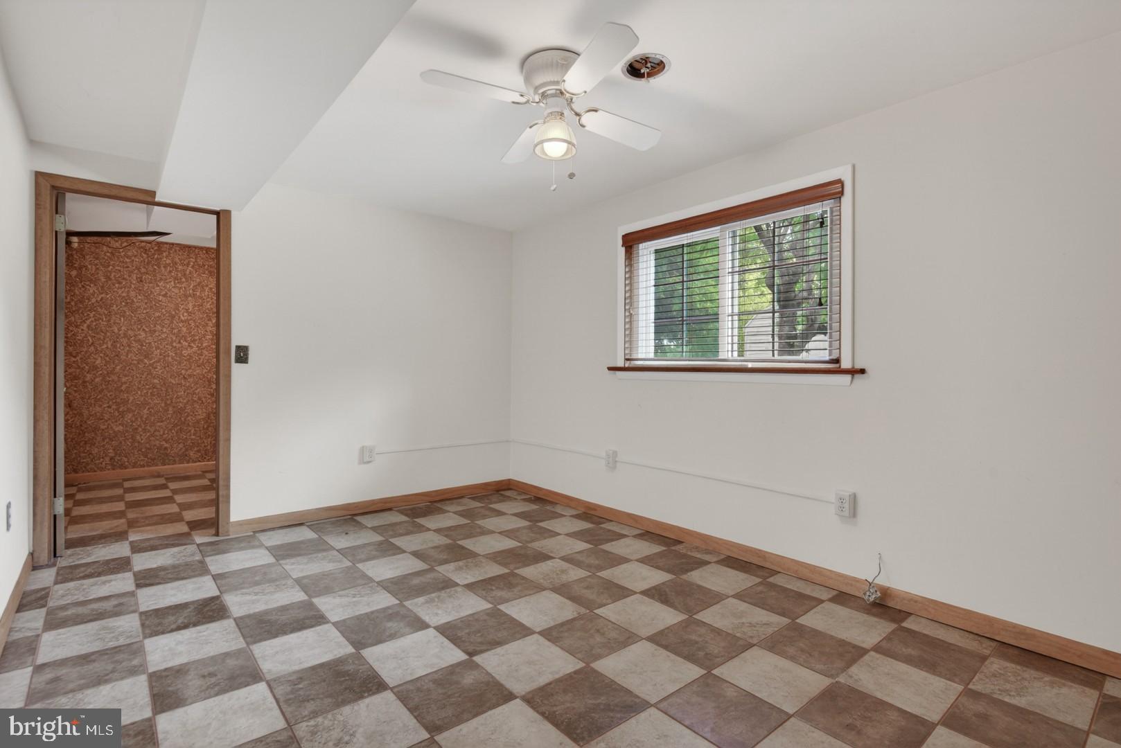 INDIAN CREEK - Residential