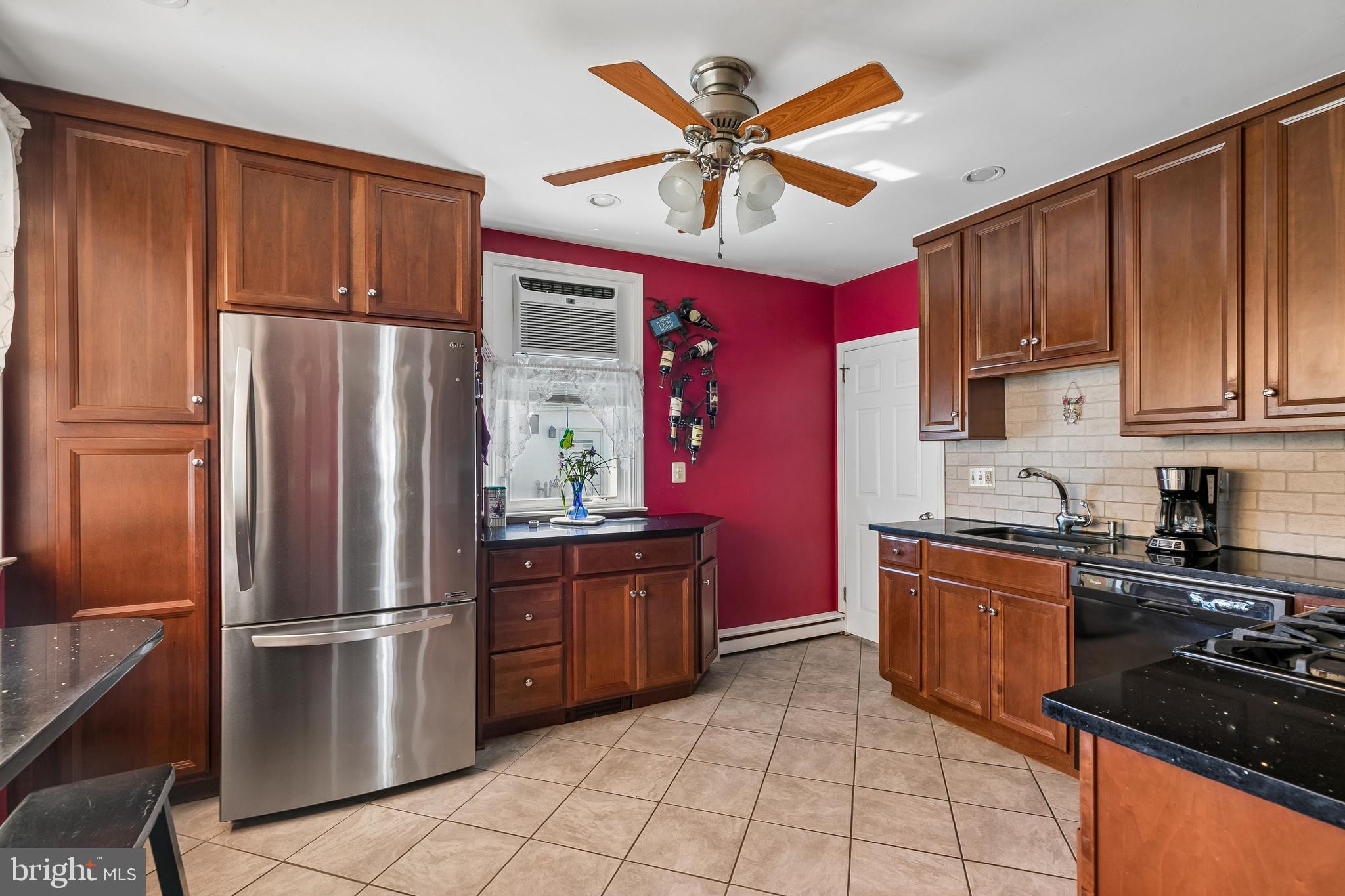 FOX CHASE - Residential