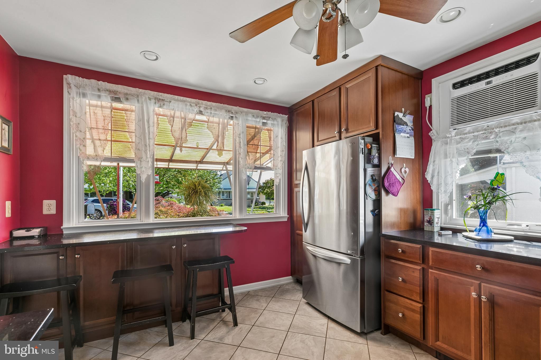 FOX CHASE - Residential