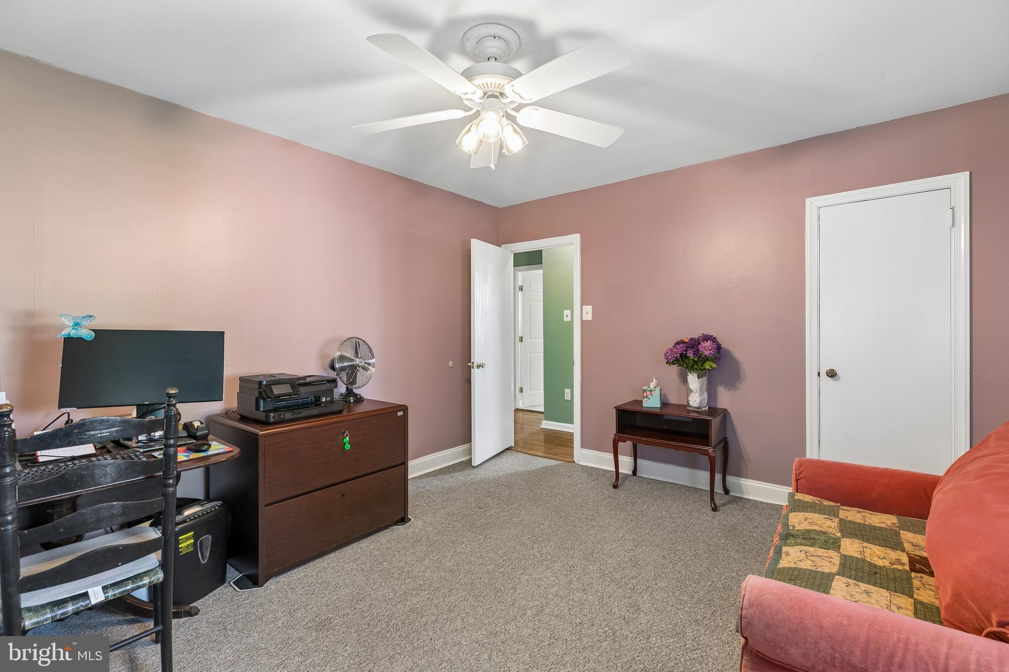 FOX CHASE - Residential