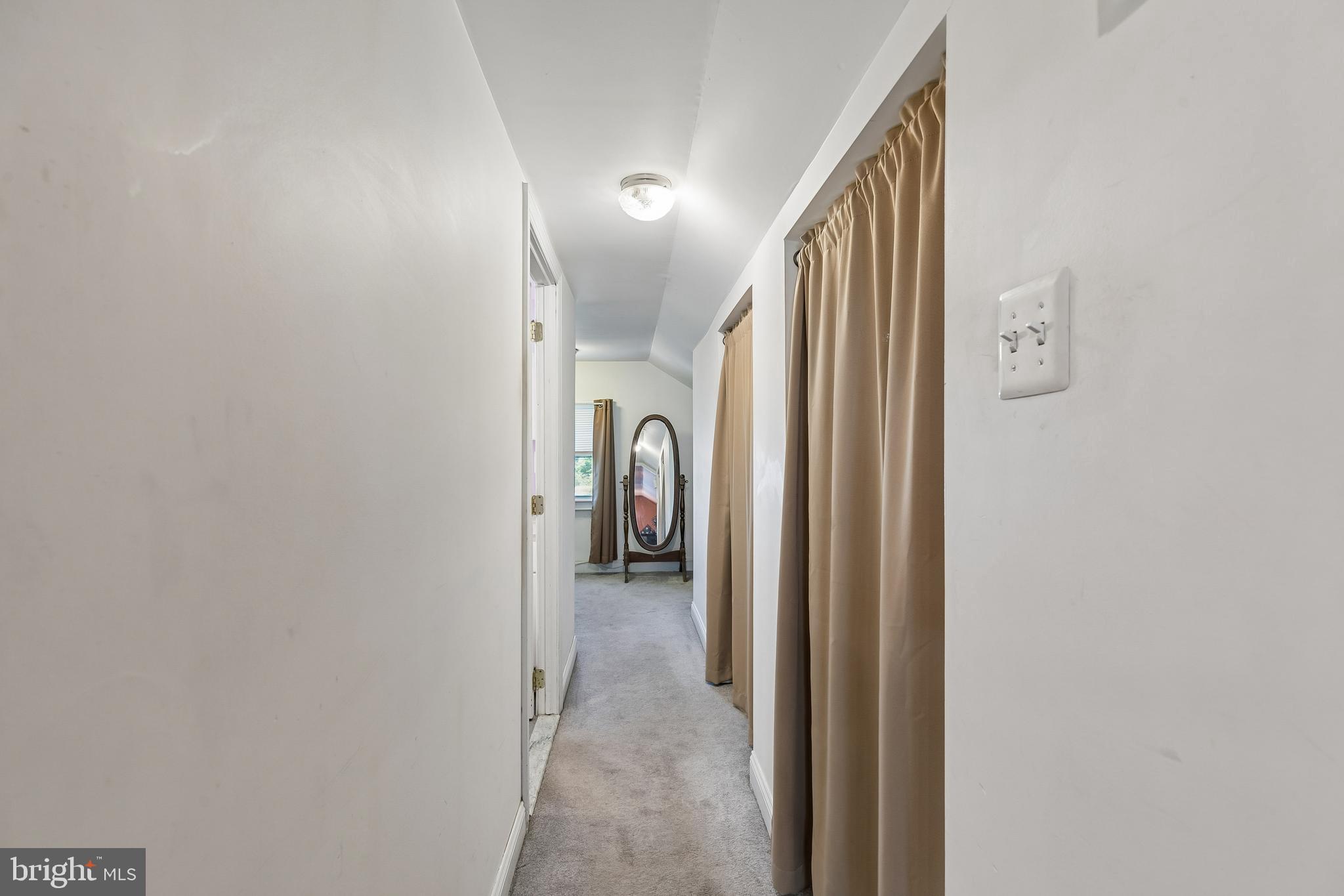 FOX CHASE - Residential