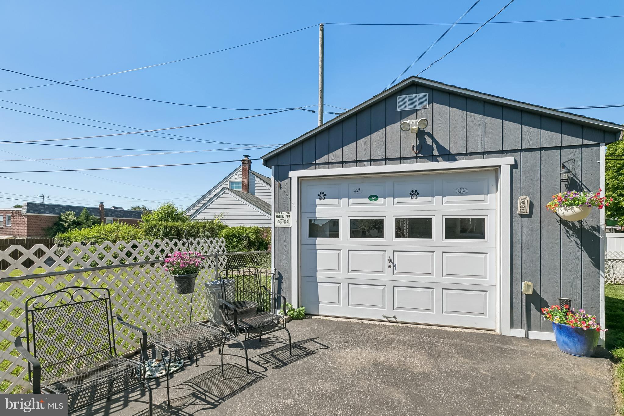 FOX CHASE - Residential