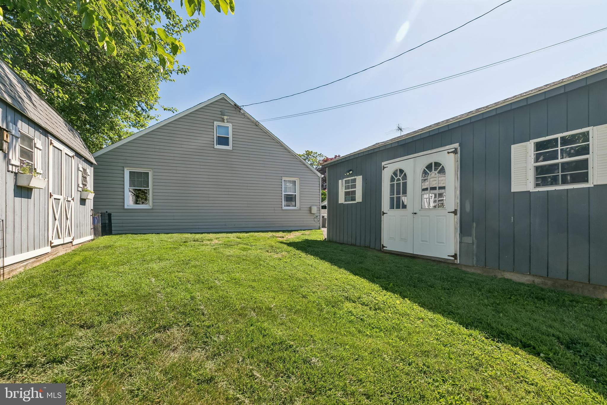 FOX CHASE - Residential