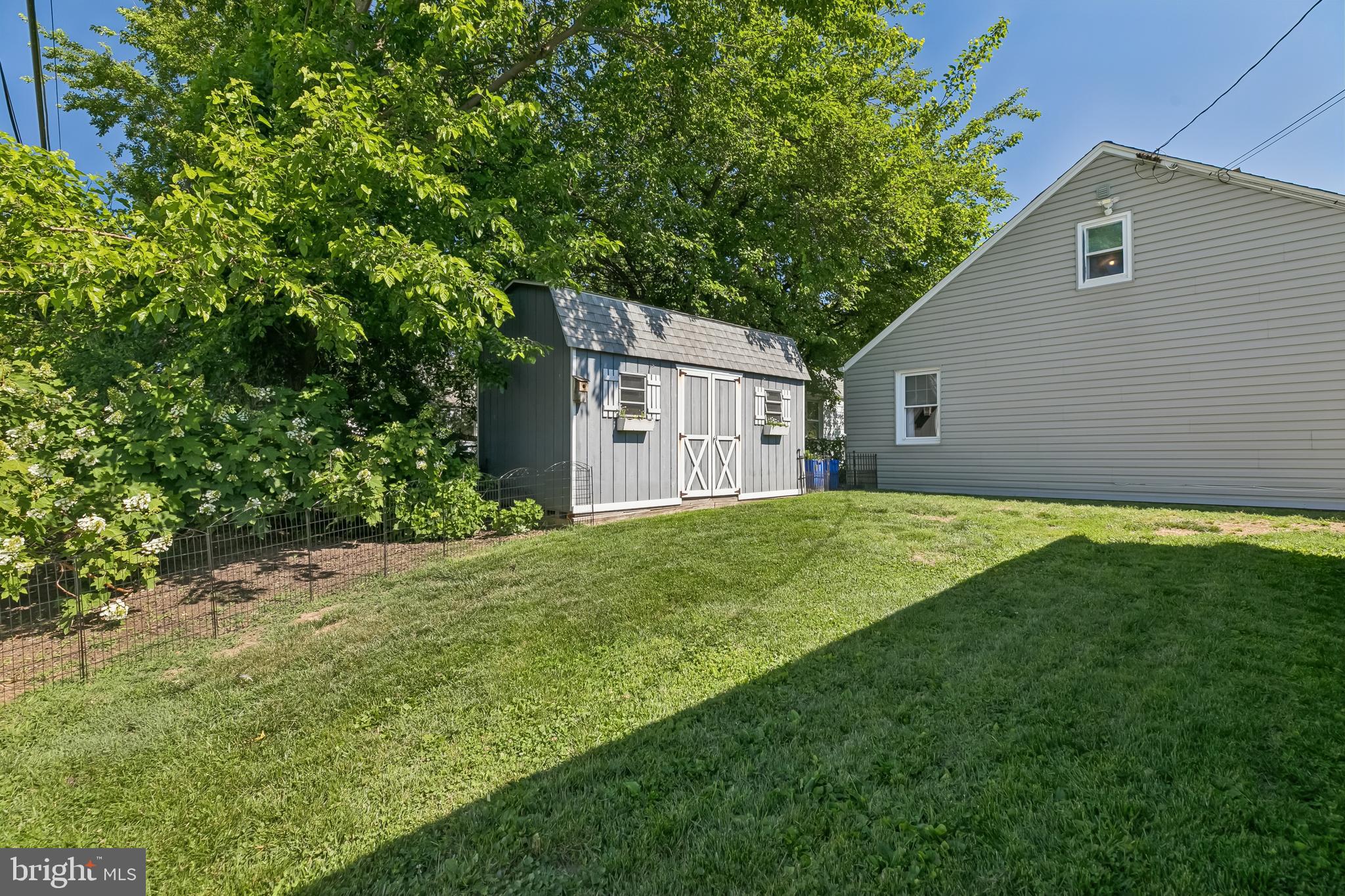 FOX CHASE - Residential