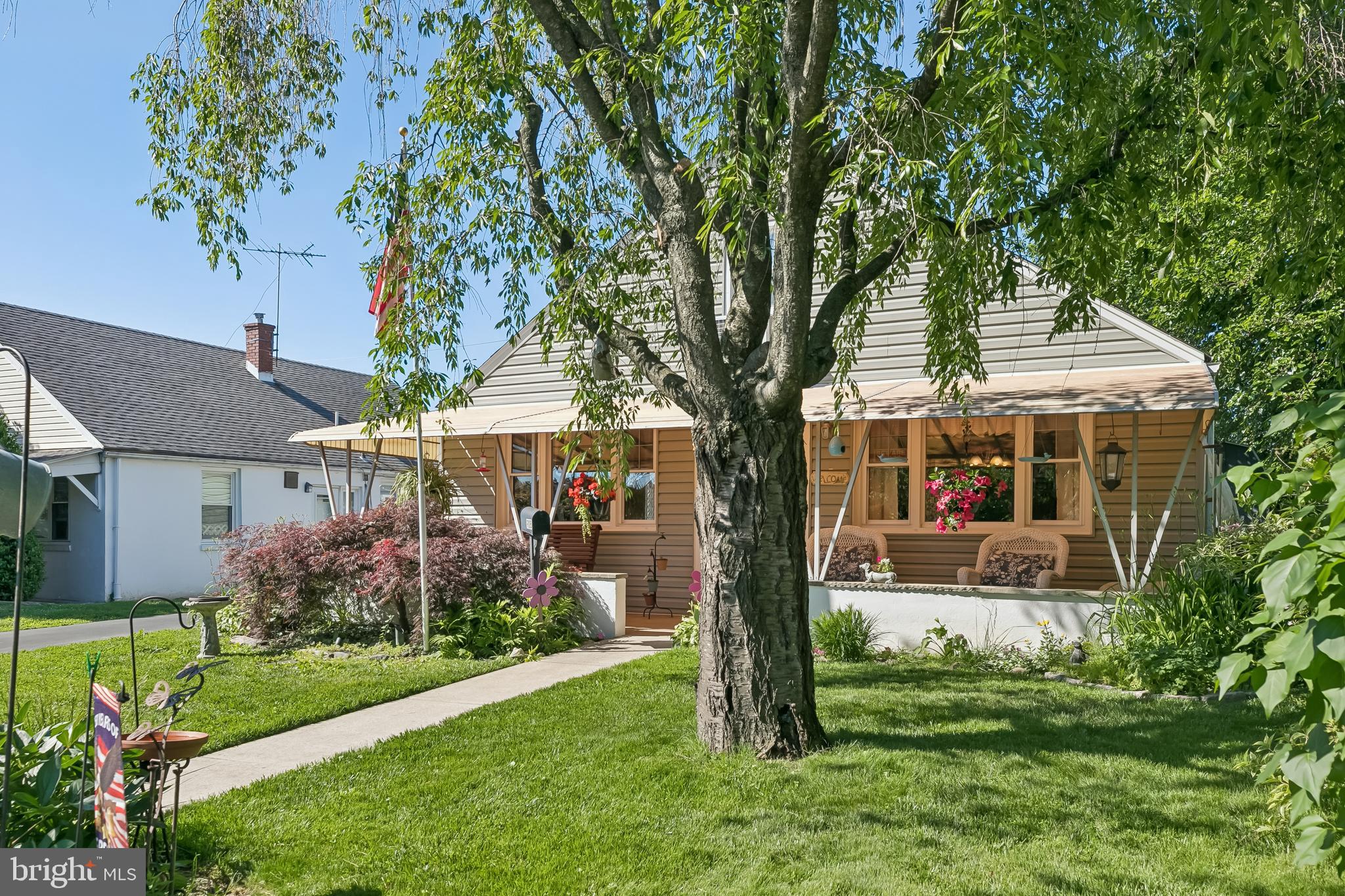 FOX CHASE - Residential