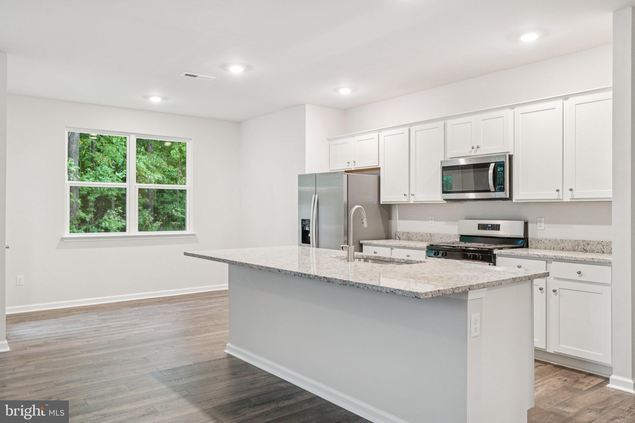 LADYSMITH VILLAGE - Residential