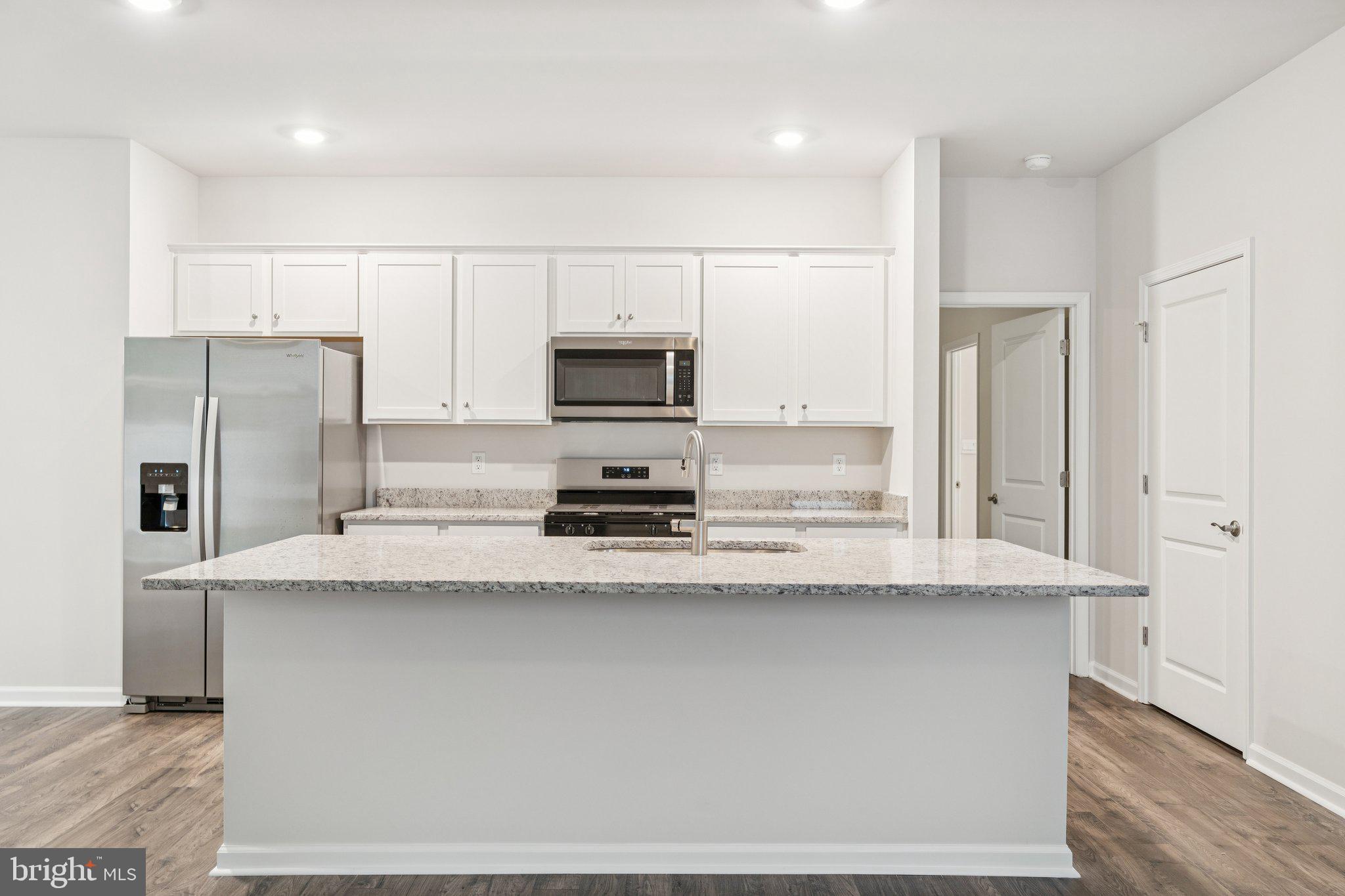 LADYSMITH VILLAGE - Residential
