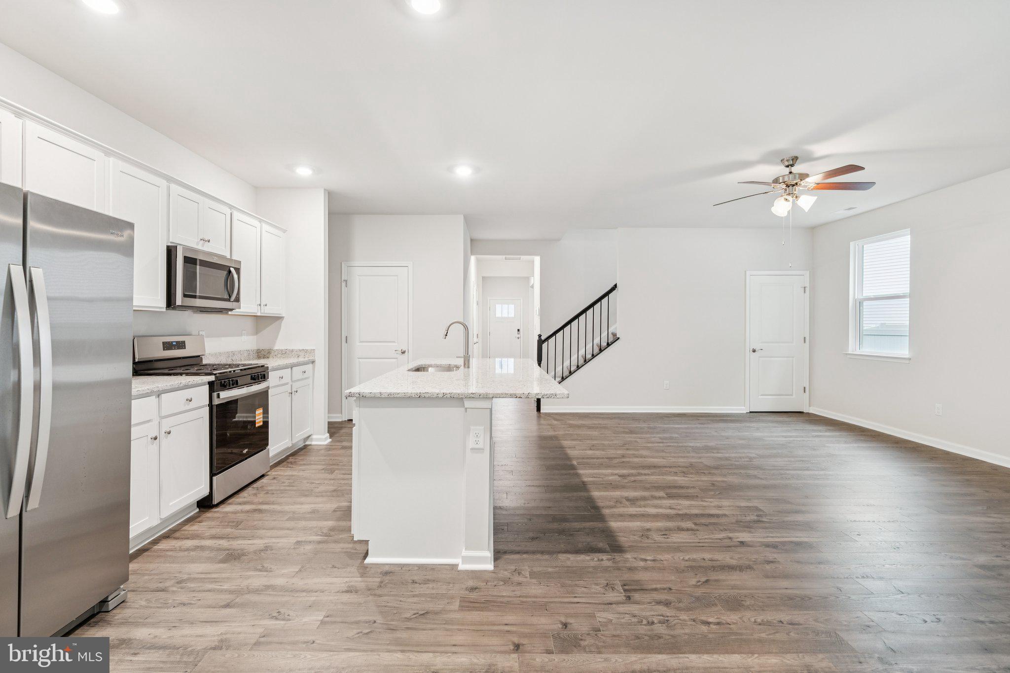 LADYSMITH VILLAGE - Residential
